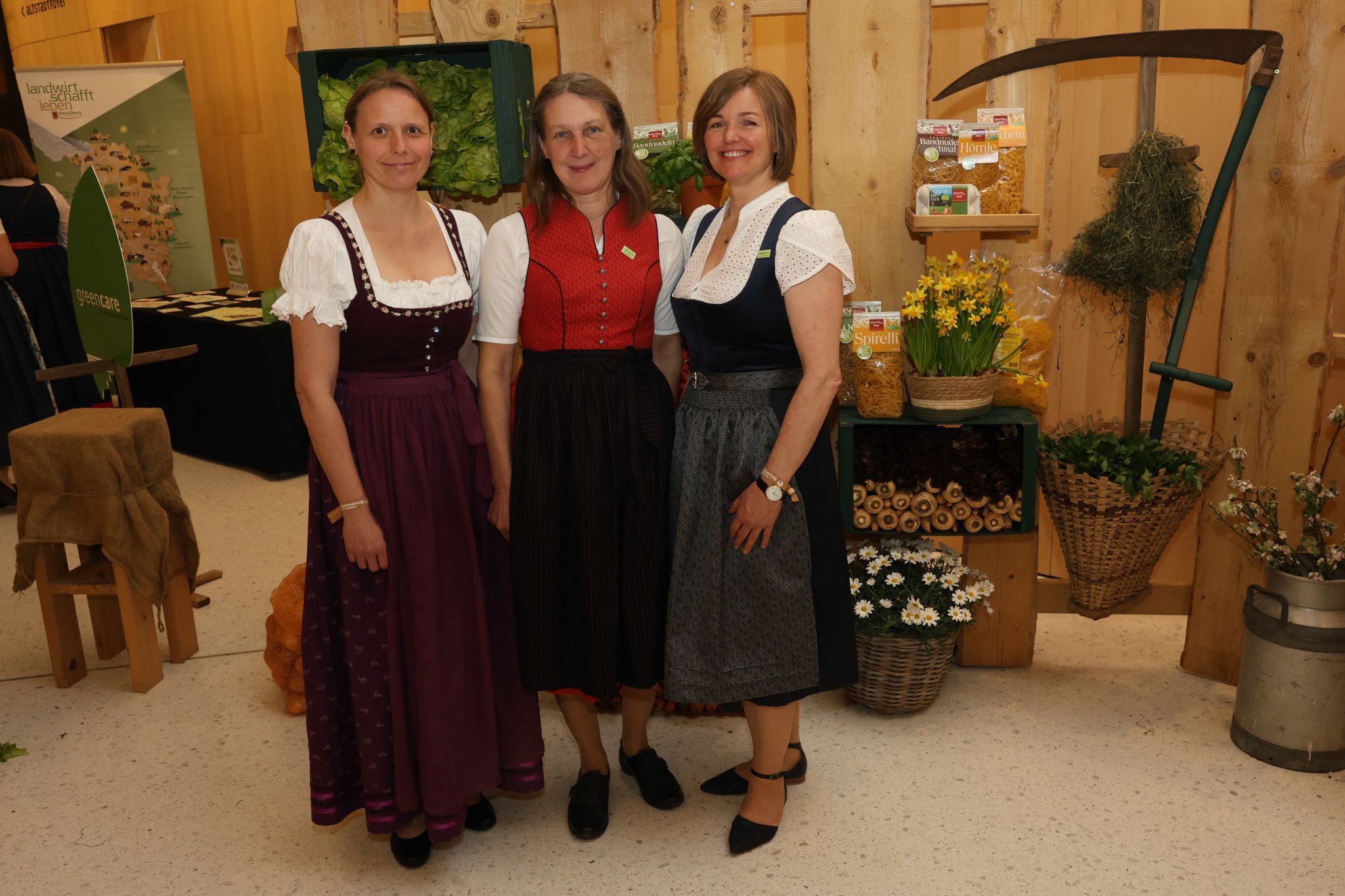 Gebietsbäuerinnen Jeanette Ludescher, Erika Beer und Korinna Nußbaumer.