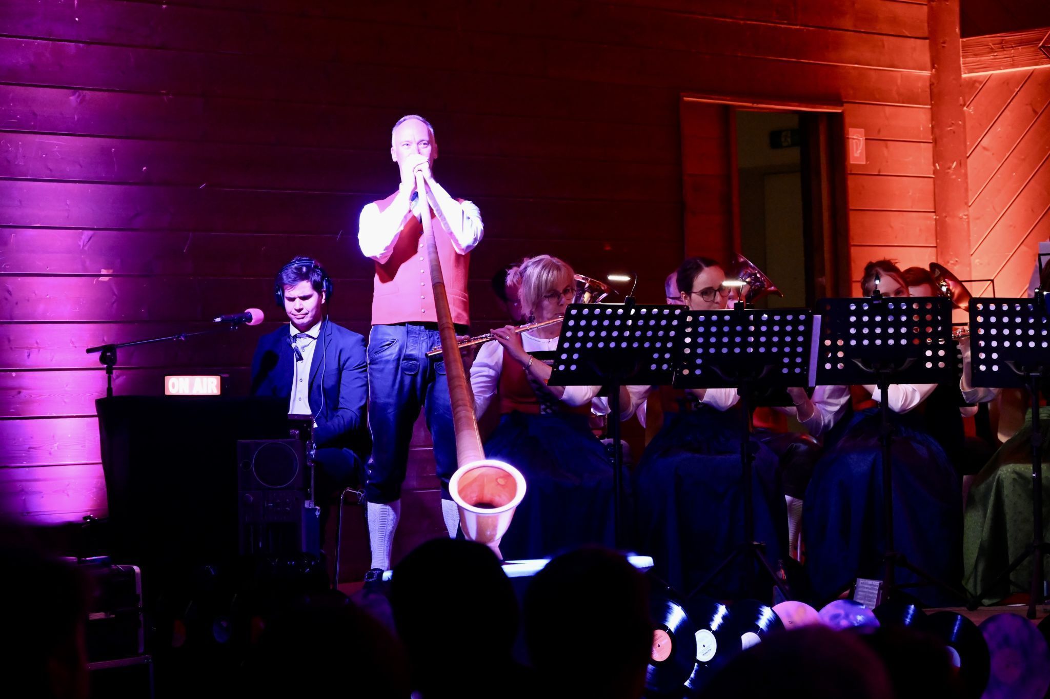 Klaus Strommer wechselte seine Trompete und den Taktstock mit dem Alphorn.