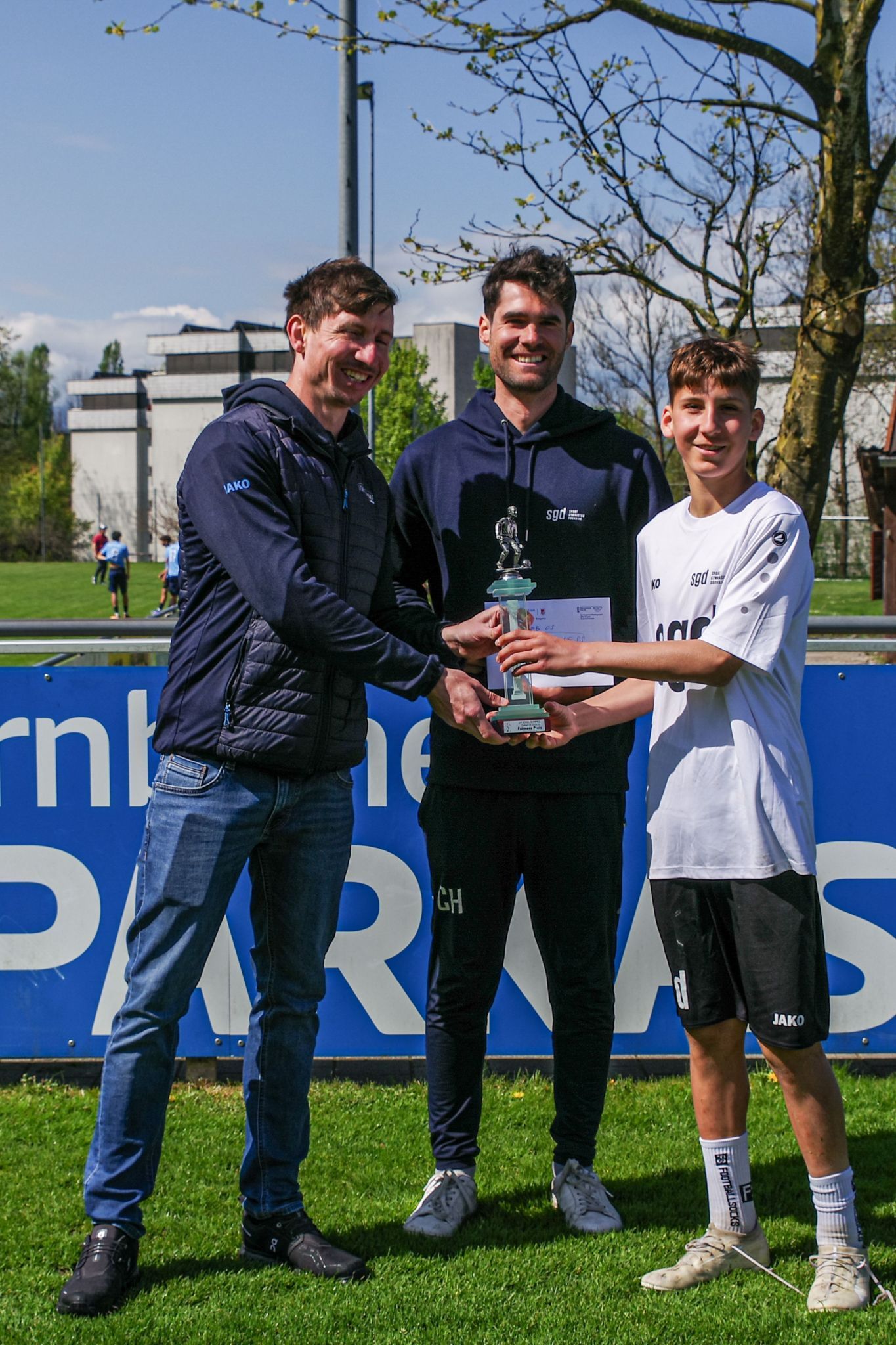 Michael Reis übergab an das Team vom Sportgymnasium Dornbirn erstmals den Fairness-Preis. 