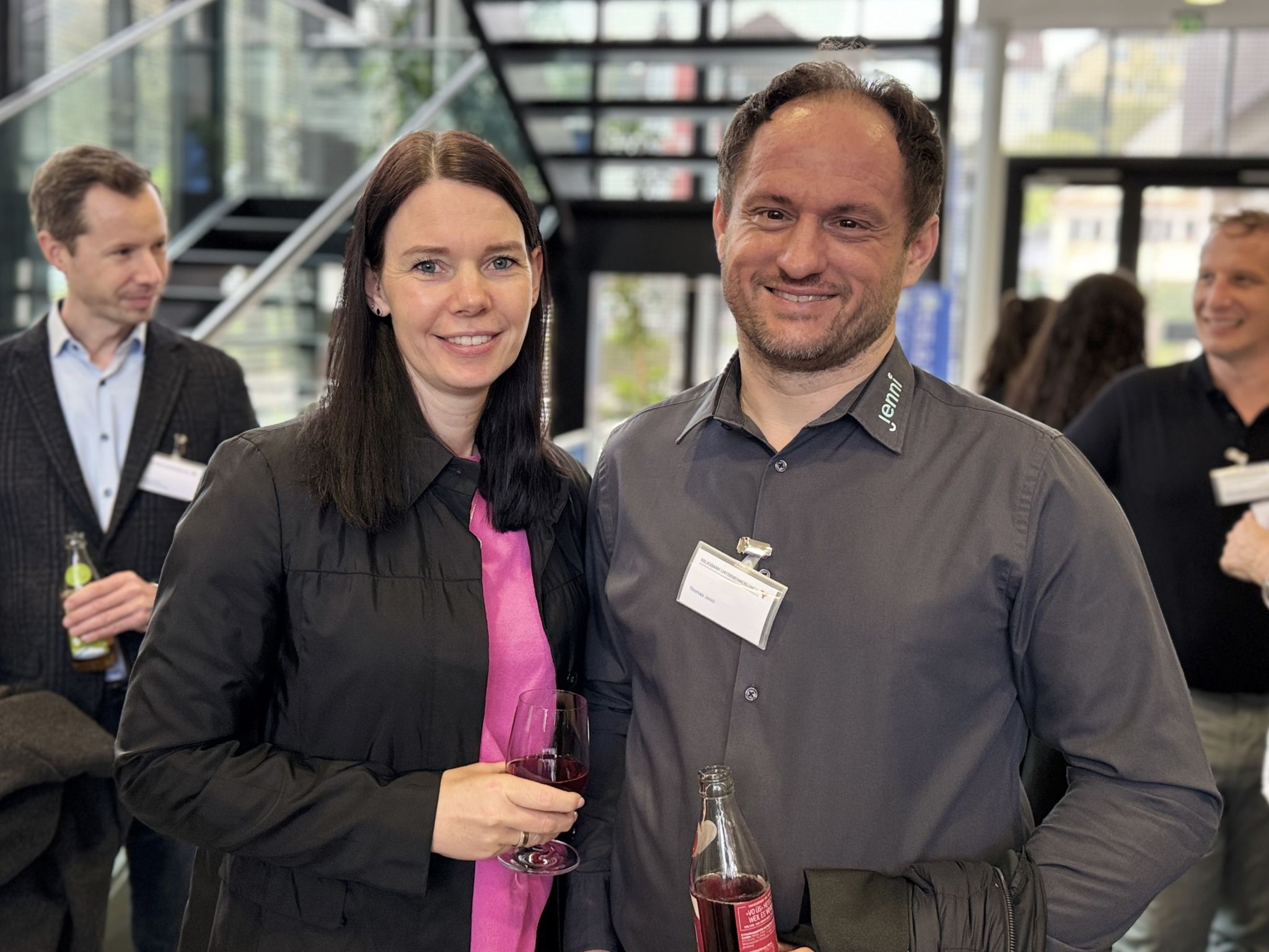 Unter den Besuchern: Vera und Thomas Jenni.