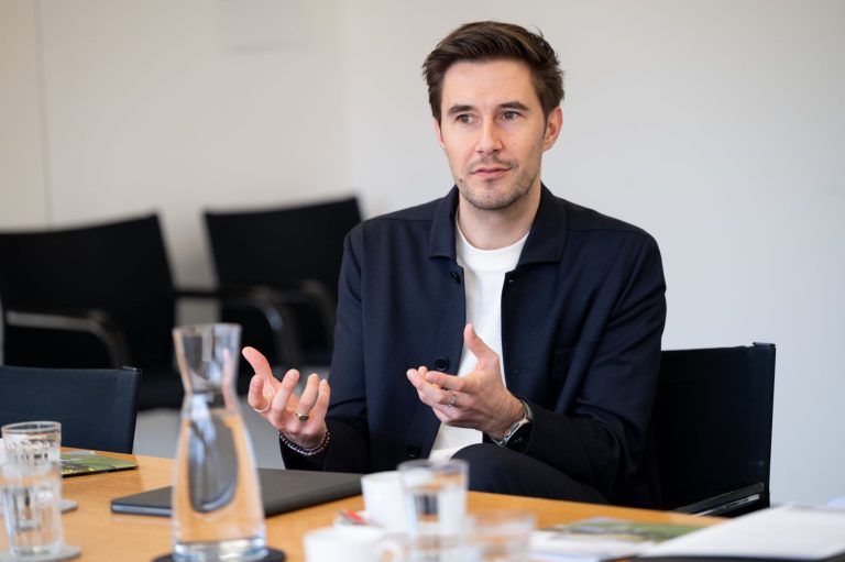 Scharfe Kritik am Sparkurs des Landes: "Sammelsurium statt Neuausrichtung"