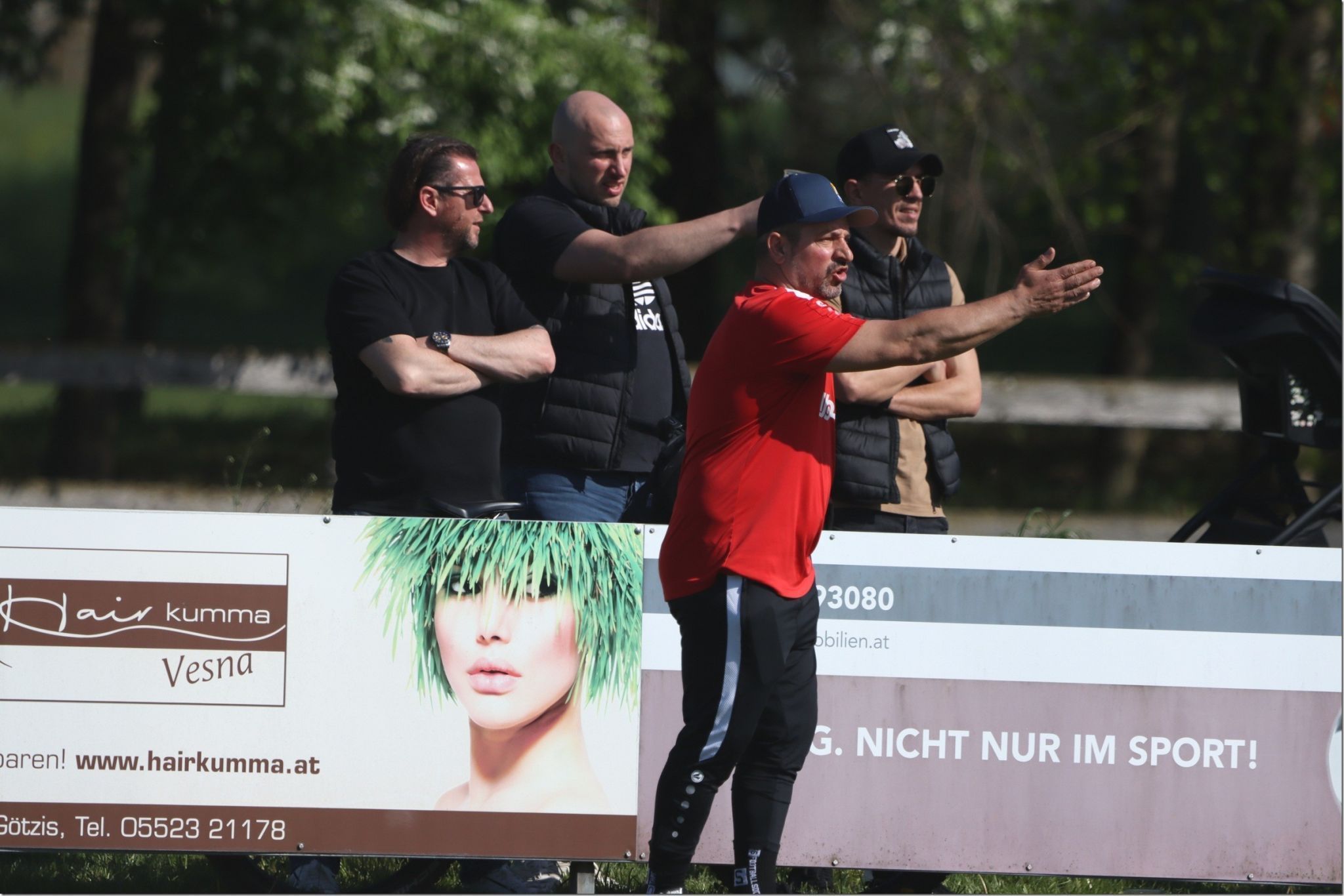 Brederis Coach Dogan Uyar hat vergeblich auf einen Derbysieg gehofft. 