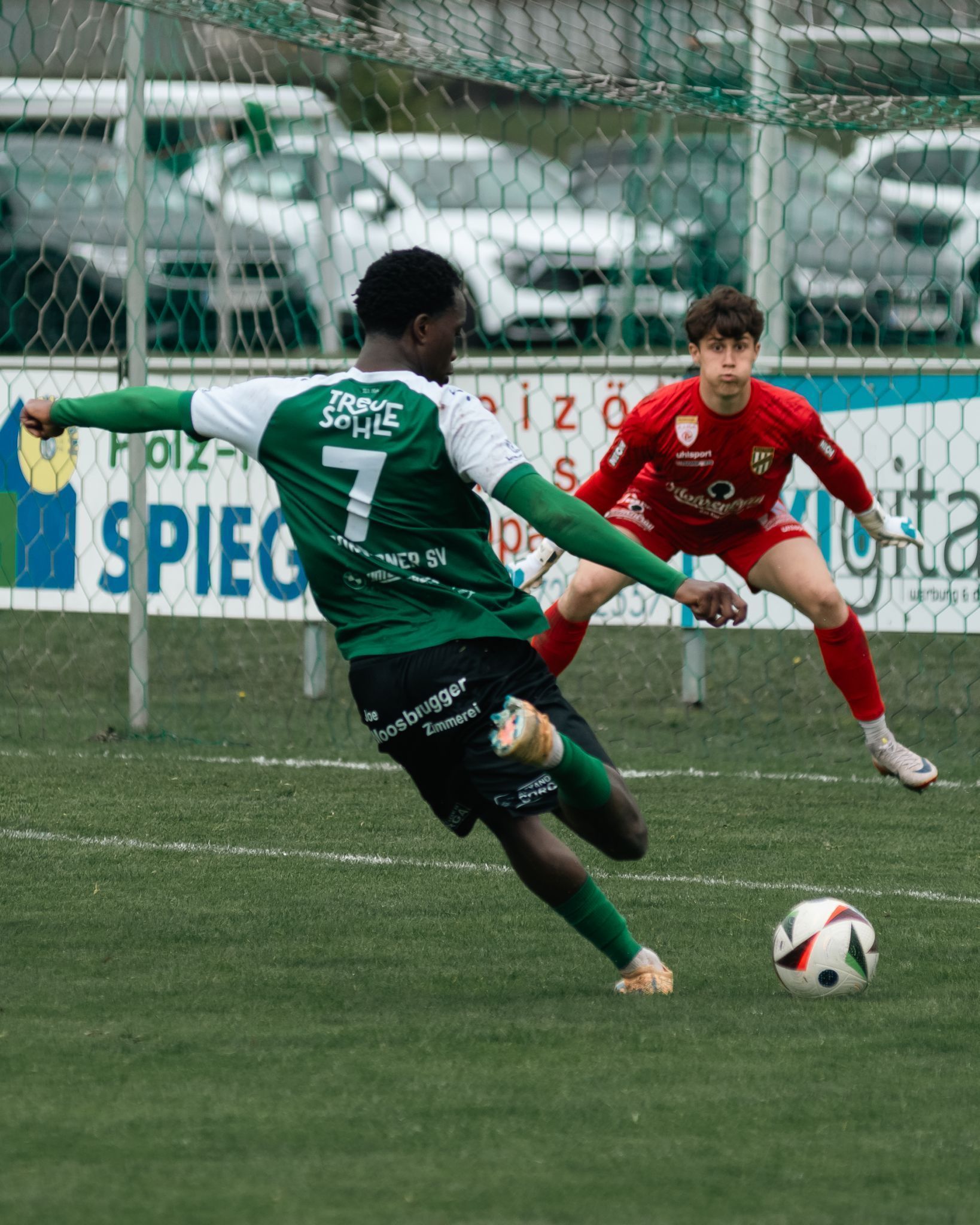 Die Haselstaudner feierten nach einer dominanten ersten Hälfte einen verdienten Heimerfolg.