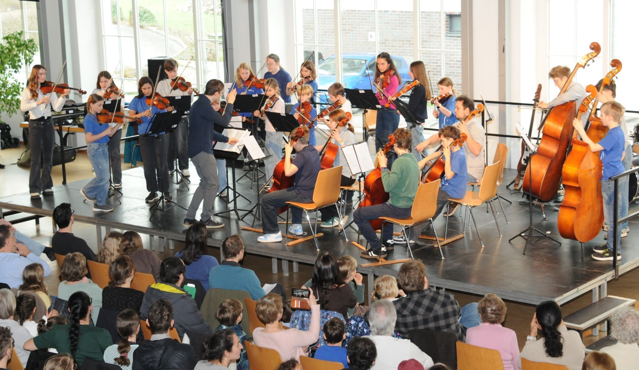 Junior Strings musiziert in Übersaxen. PETER STEIDL