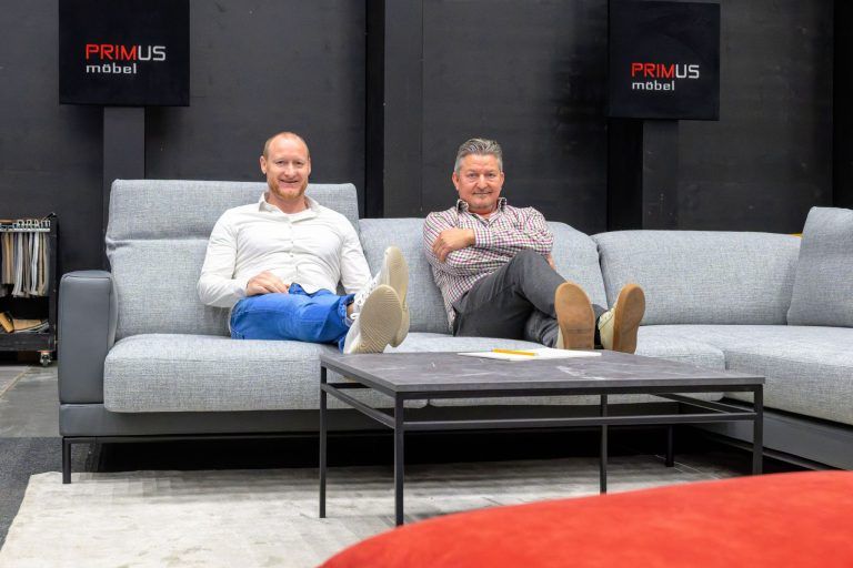 Zwischen Kirschbaum und Hühnerstall: Vorhang auf für die Schau!