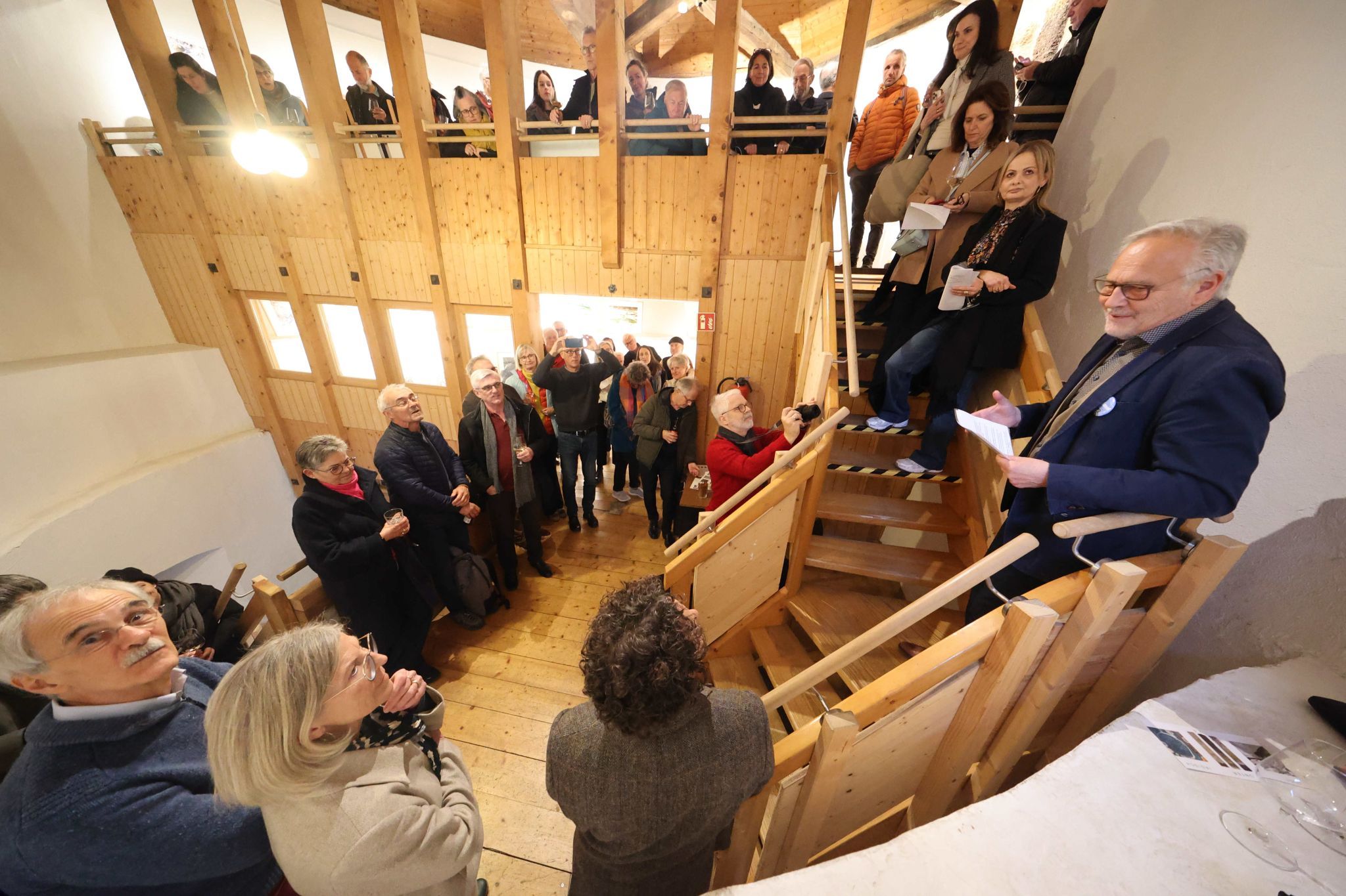 Conrad Amber bei seiner Vernisagerede.