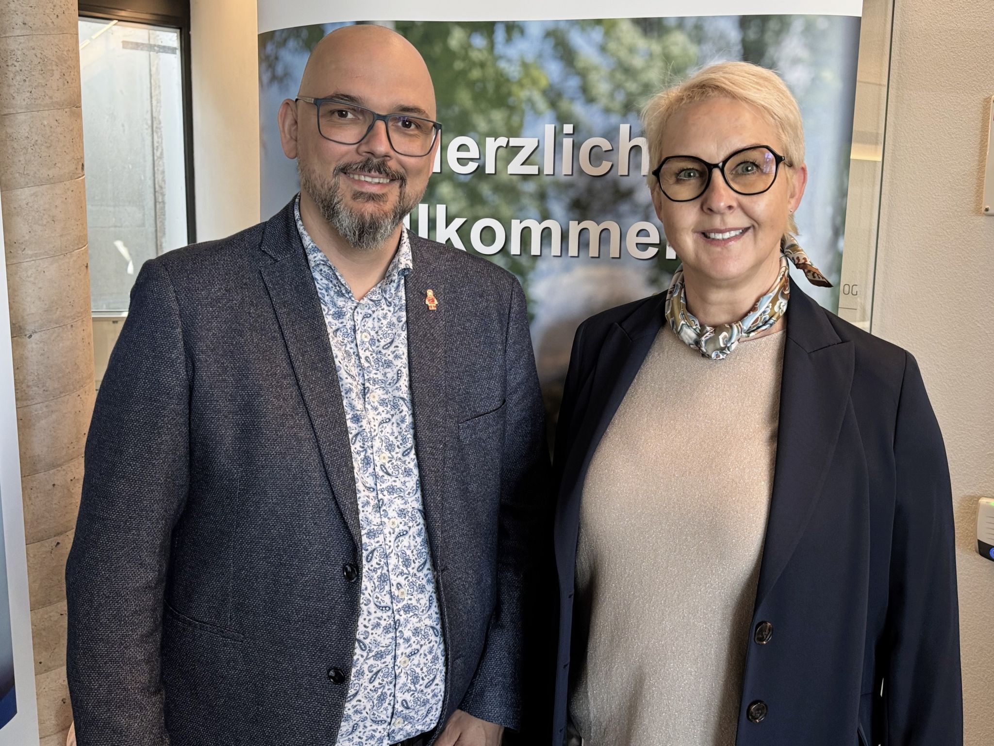 Aqua-Mühle-Geschäftsführer Max Krieger-Alfons und Andrea Walch-Riedmann (AMS Feldkirch).