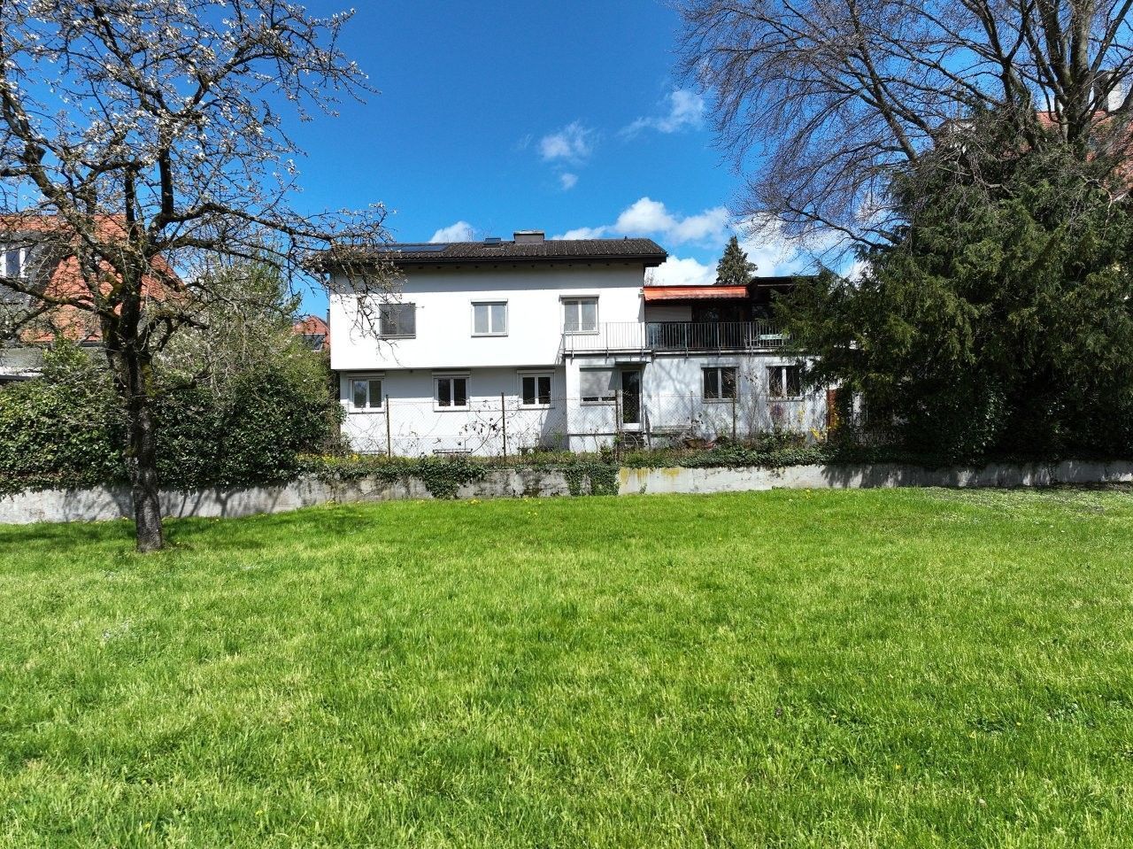 Eine herrliche Lage für den Neubau. 