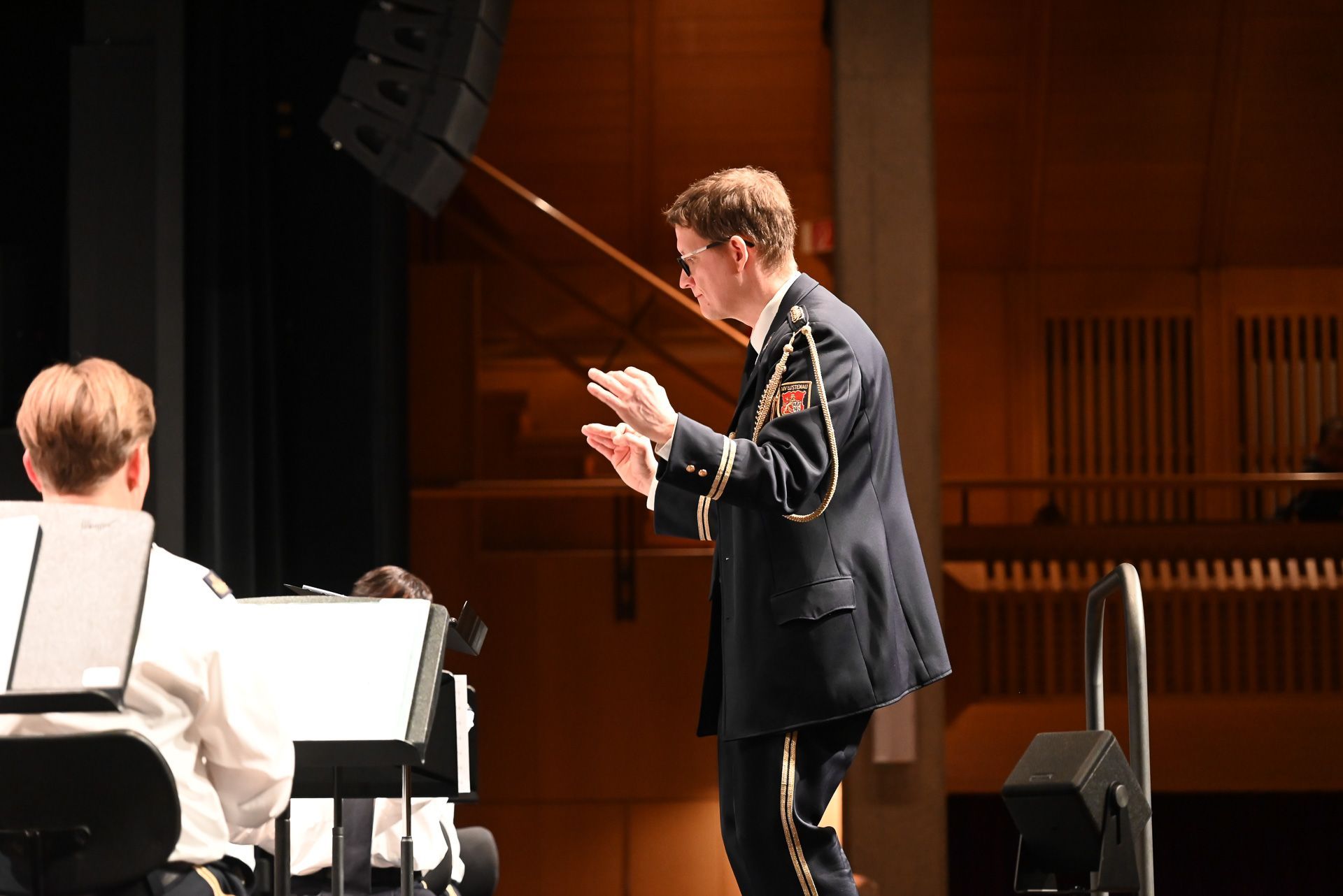 David Lanza führte ein letztes Mal durch das Konzert. 