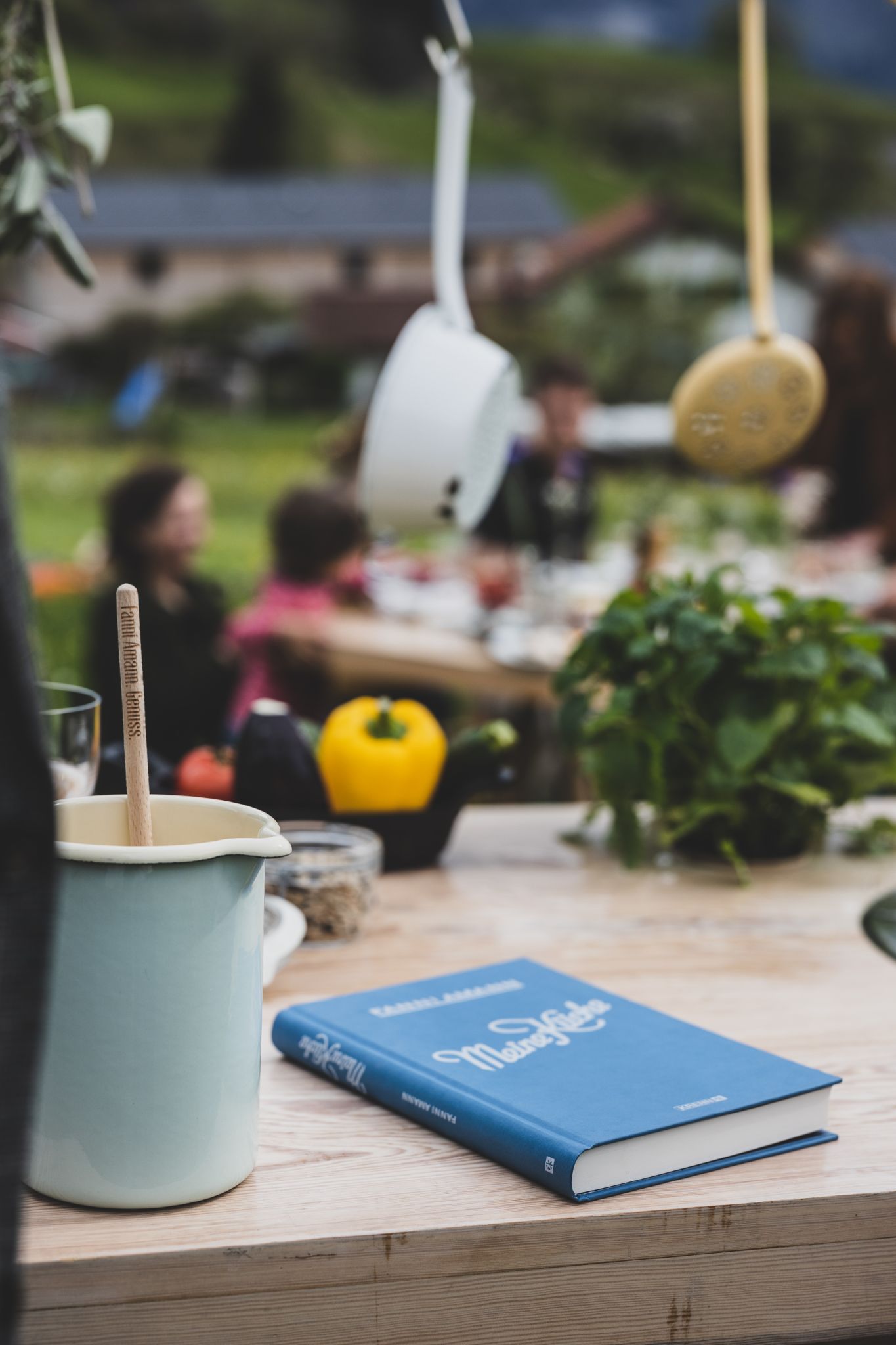 Das Kochbuch „Meine Küche“ erschien erstmals 1931 und ist bis heute in vielen Haushalten präsent.