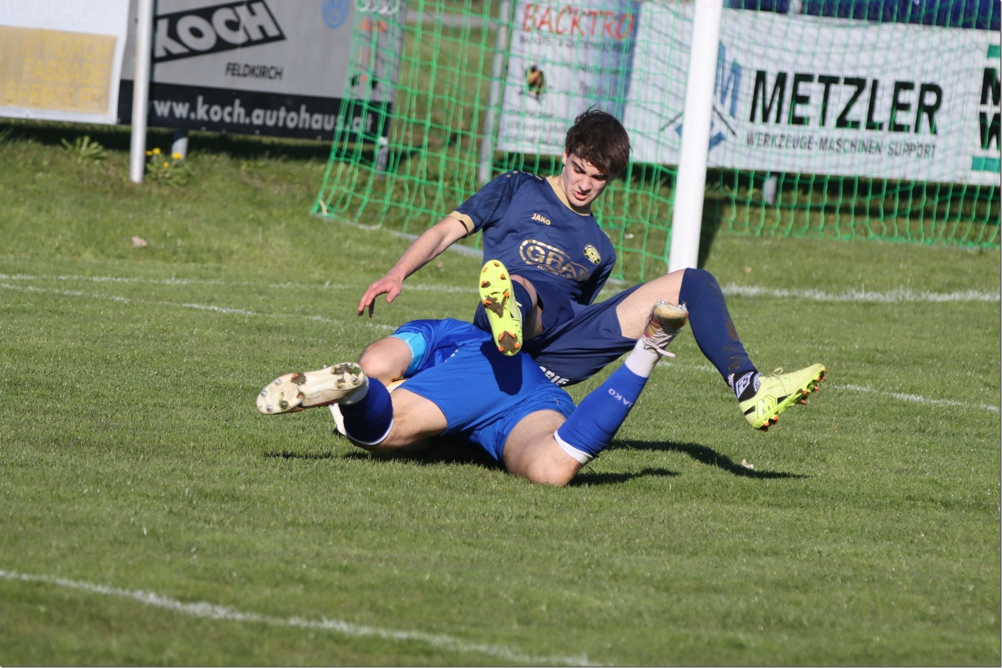 Akrobatik im Römerstadion. 