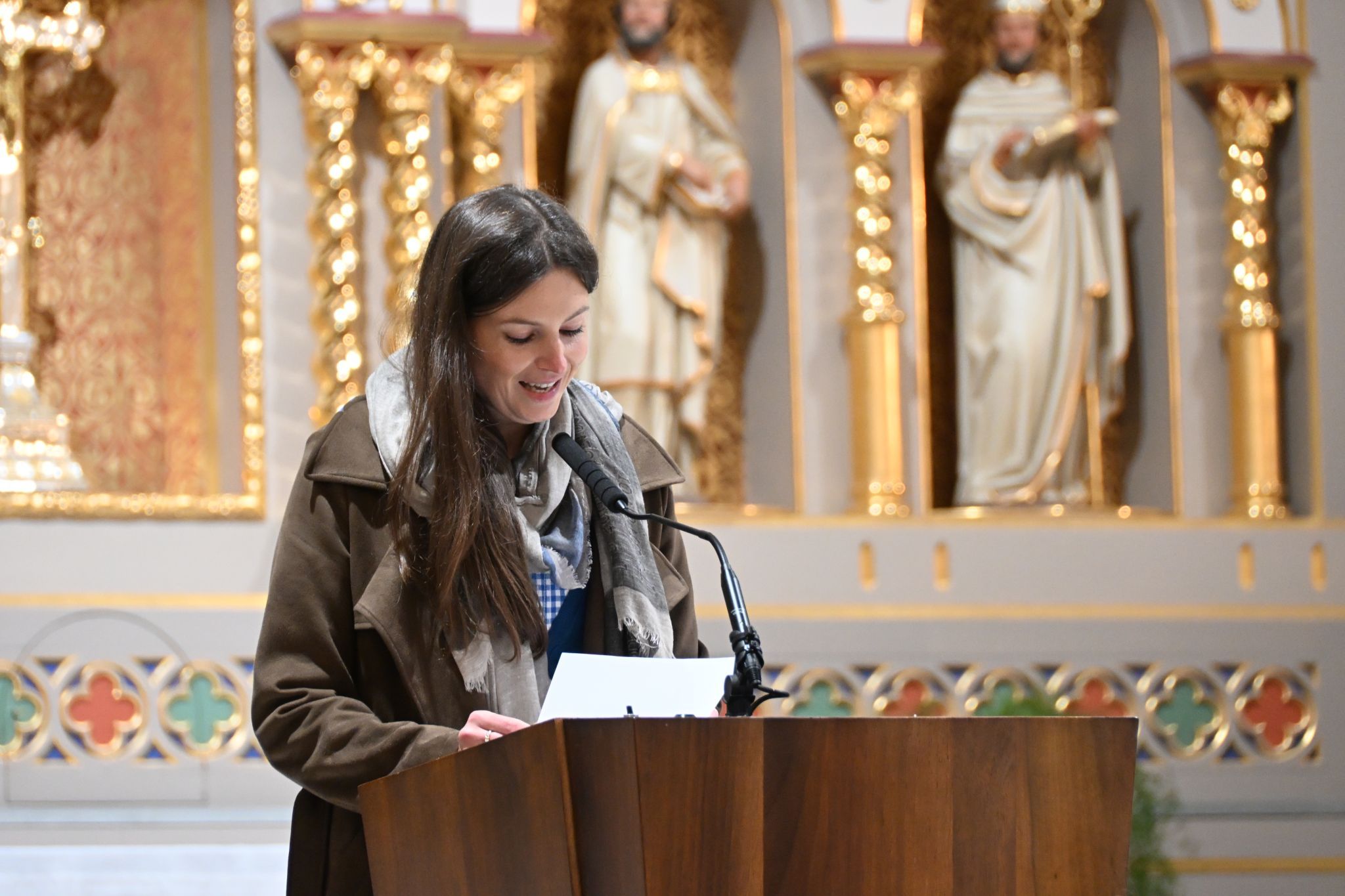 Professionelle Radiomoderatorin und Vorleserin: Isabella Canaval 