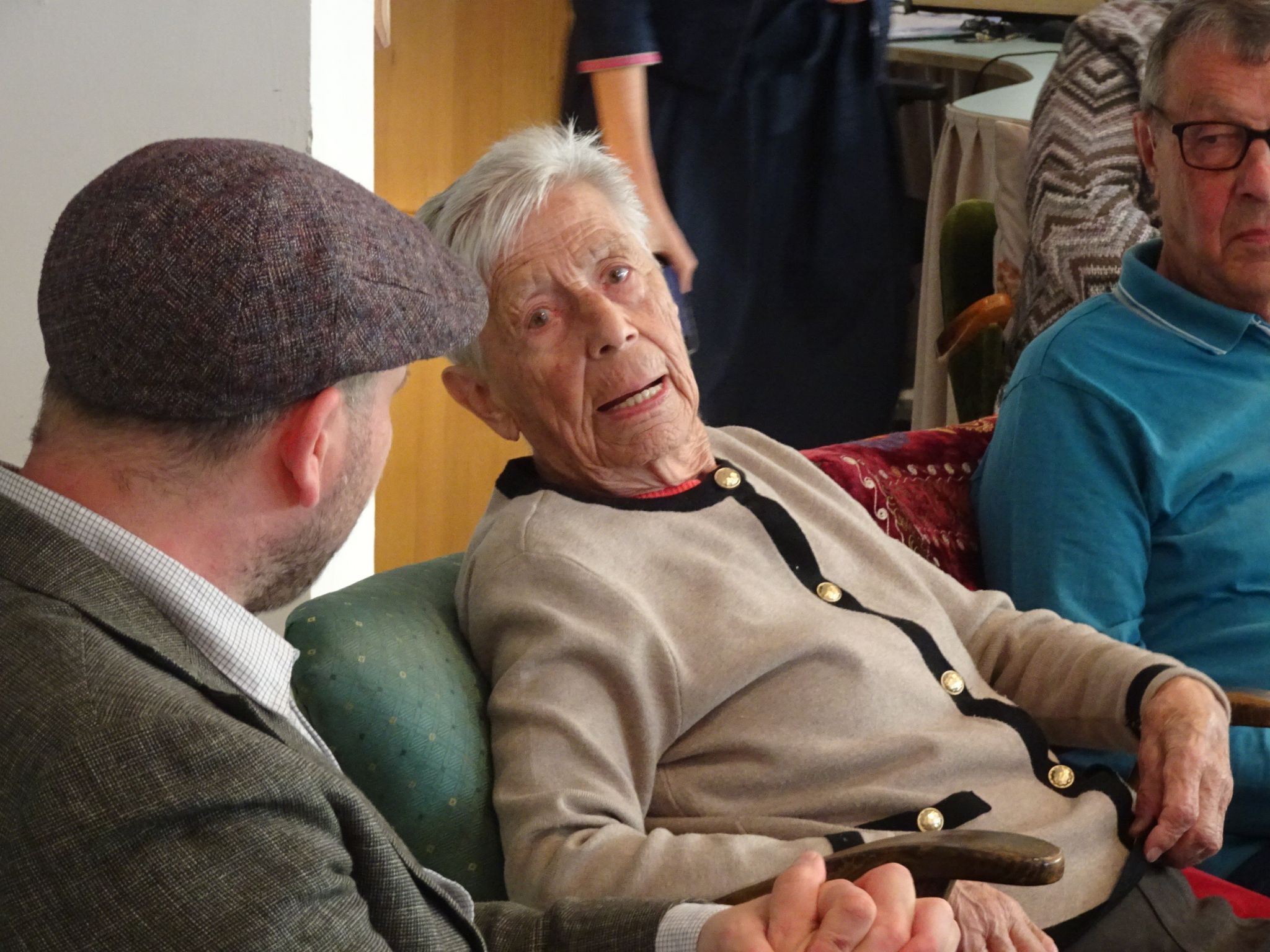 Maria Theresia Oberparleiter arbeitete viele Jahre für Fanny Amann und nahm die Gäste mit auf eine Erinnerungsreise. 