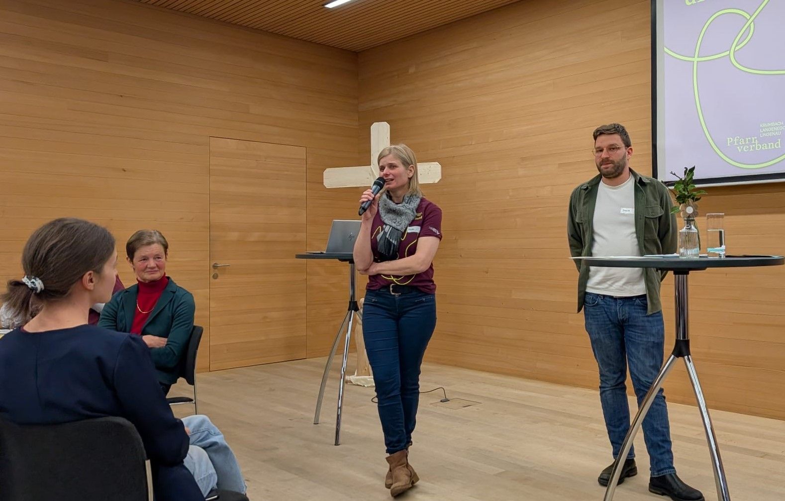 Mitorganisatorin Annette Sohler begrüßte Jakob Walch, der den Abend mit dem Thema Versöhnung gestaltete.   