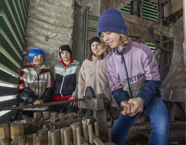 Osterbrauch im Wandel - "Ratschenkinder vom Wald" organisieren sich digital
