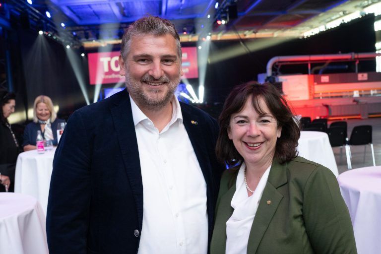 Prominente Gästerunde gratulierte neuem VN-Wirtschaftspreisträger