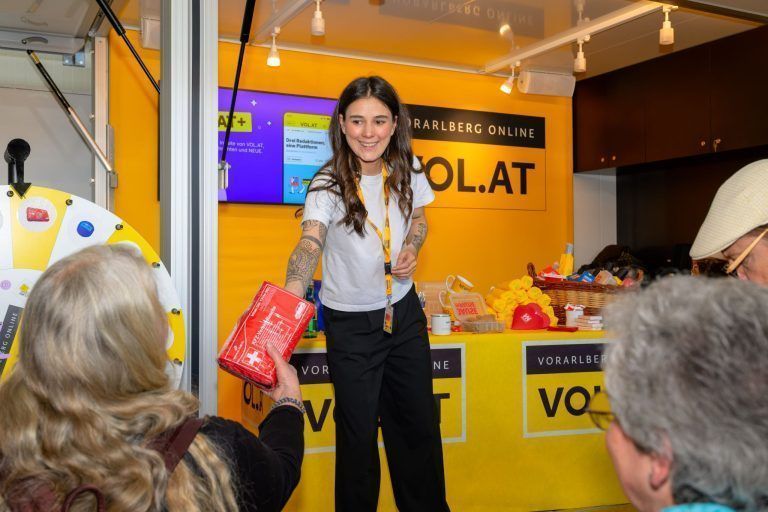 Zwischen Kirschbaum und Hühnerstall: Vorhang auf für die Schau!