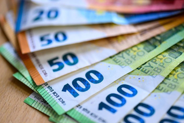 Scharfe Kritik am Sparkurs des Landes: "Sammelsurium statt Neuausrichtung"