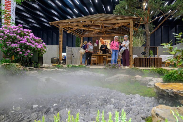 Zwischen Kirschbaum und Hühnerstall: Vorhang auf für die Schau!