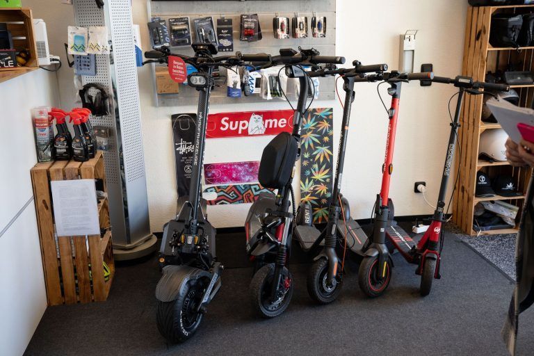 Neue Spielregeln für E-Scooter-Fahrer: „Es wirft den ganzen Markt über den Haufen“