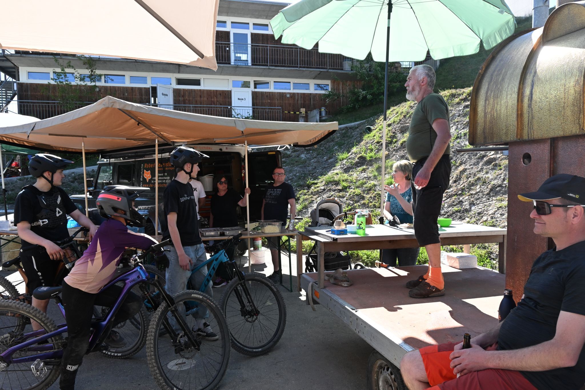 Pizza-Drive-In bei Robert Feuerstein