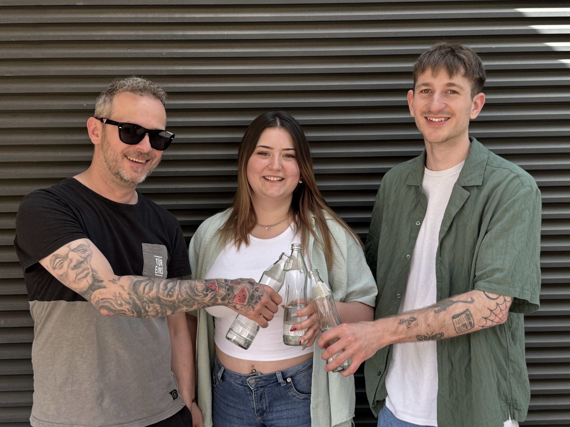 Malone und Lara Gorbach von Tür Eins mit Luca Scheuch.