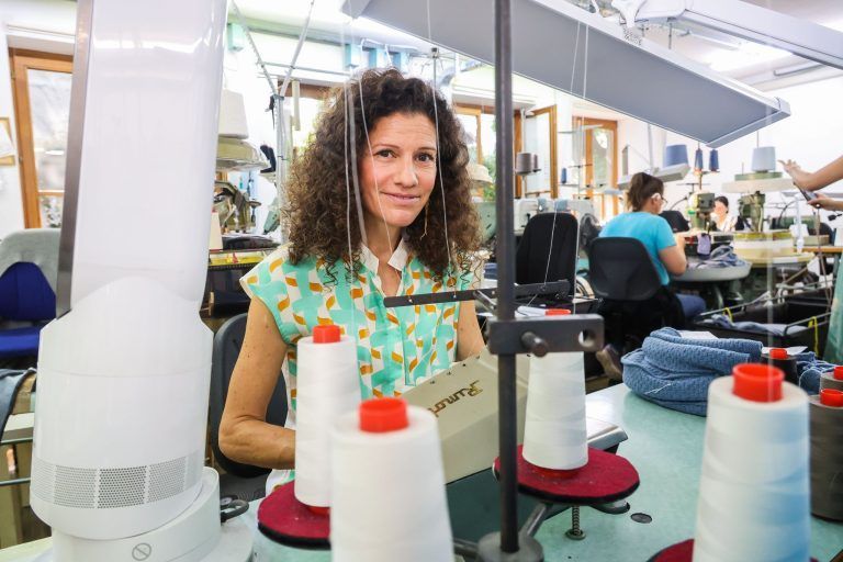 Wo mitten im Dornbirner Wohngebiet Premium-Herrenmode hergestellt wird