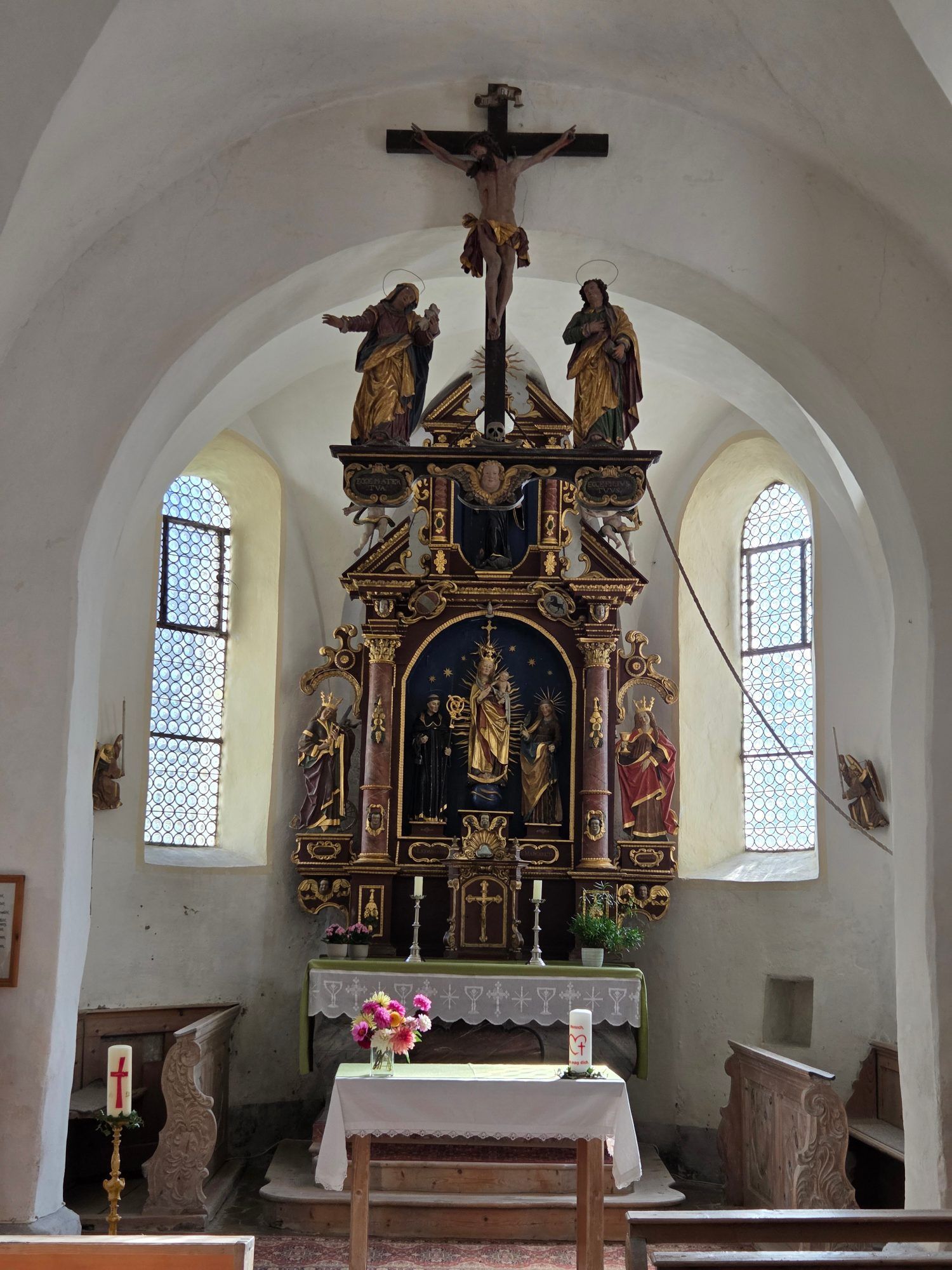 Der barocke Altar aus dem späten 17. Jahrhundert (Foto OS)