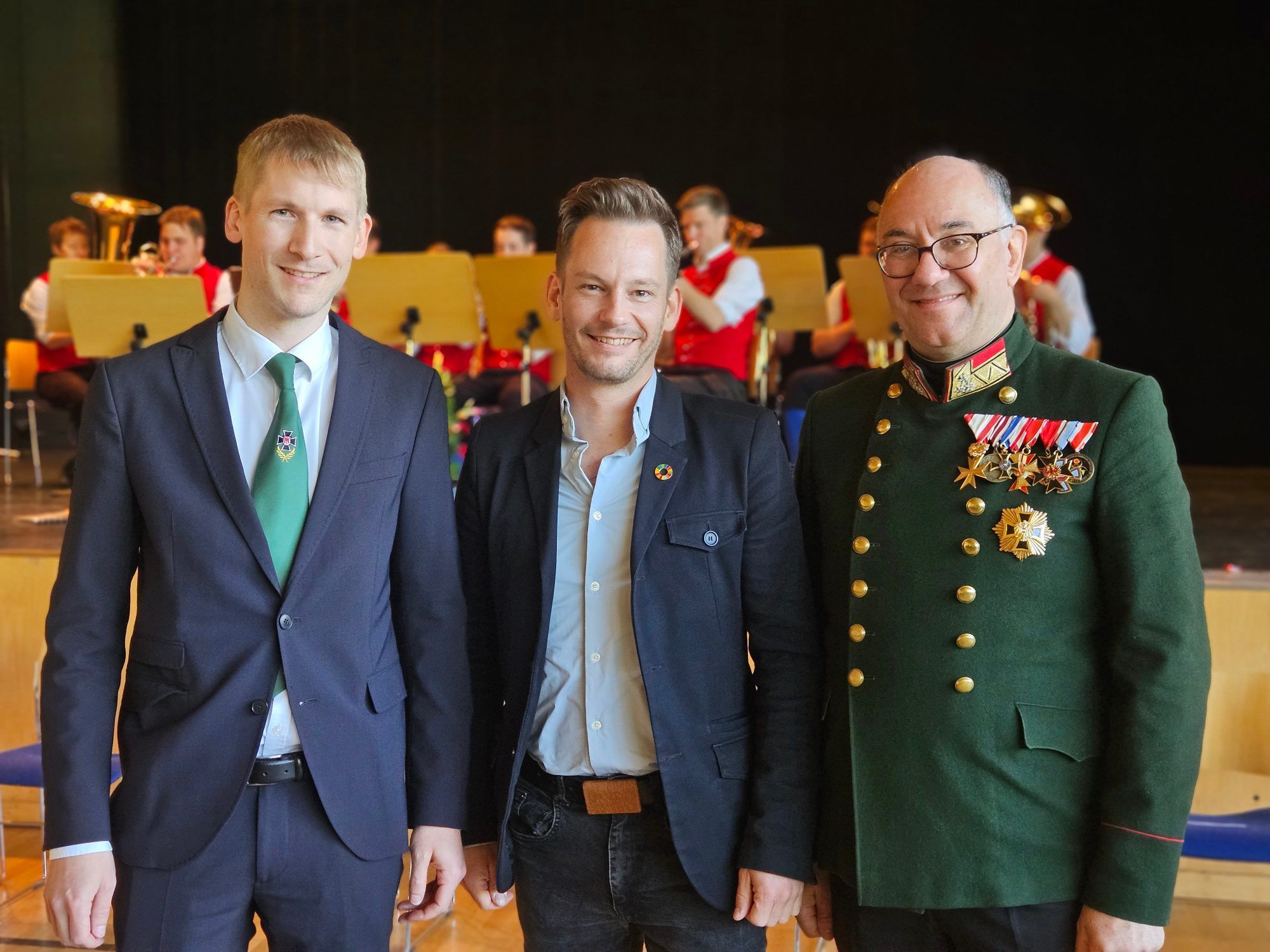 Obmann Mathias Willam, Bürgermeister Philipp Fasser und Alwin Denz.
