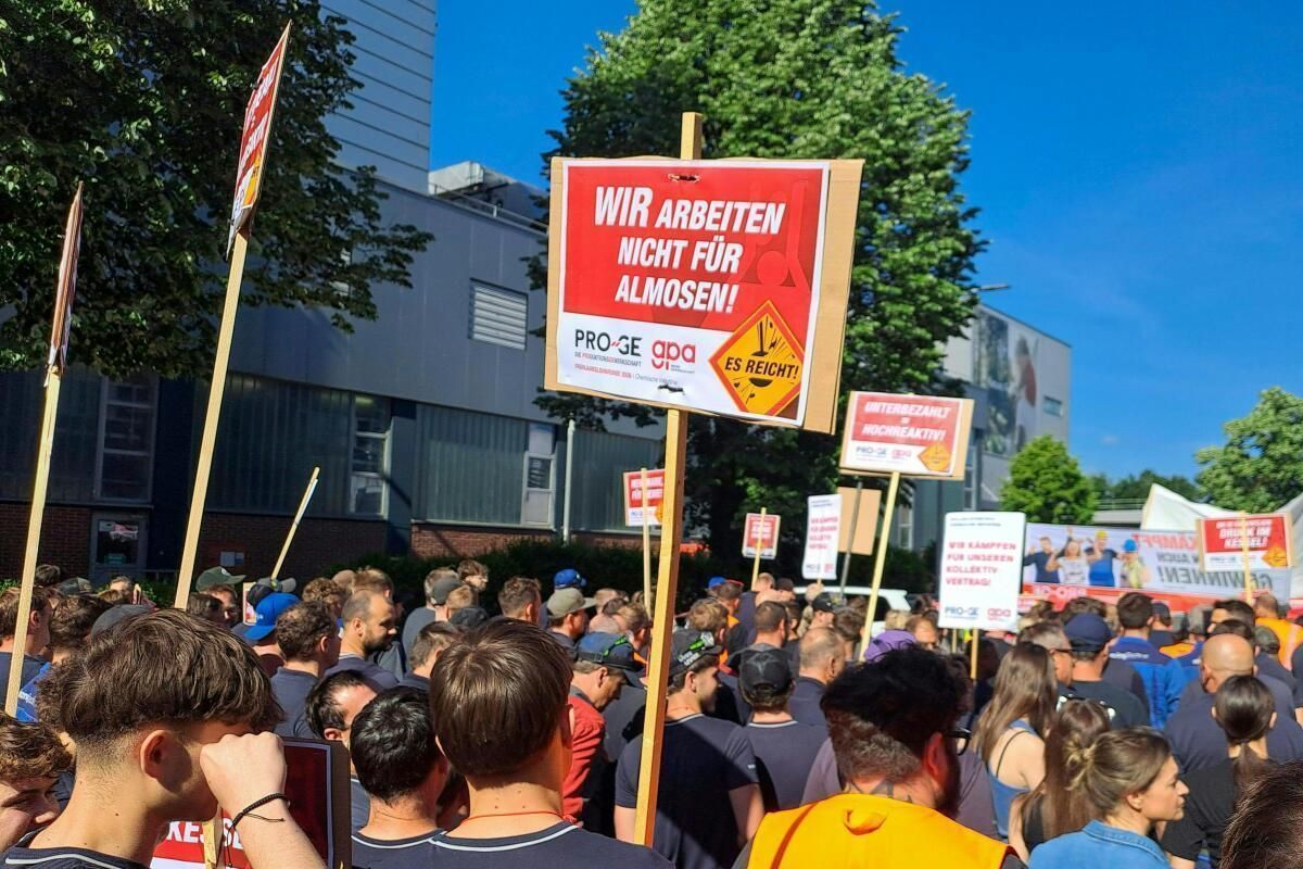 Zweistündiger Warnstreik bei Faserhersteller Lenzing