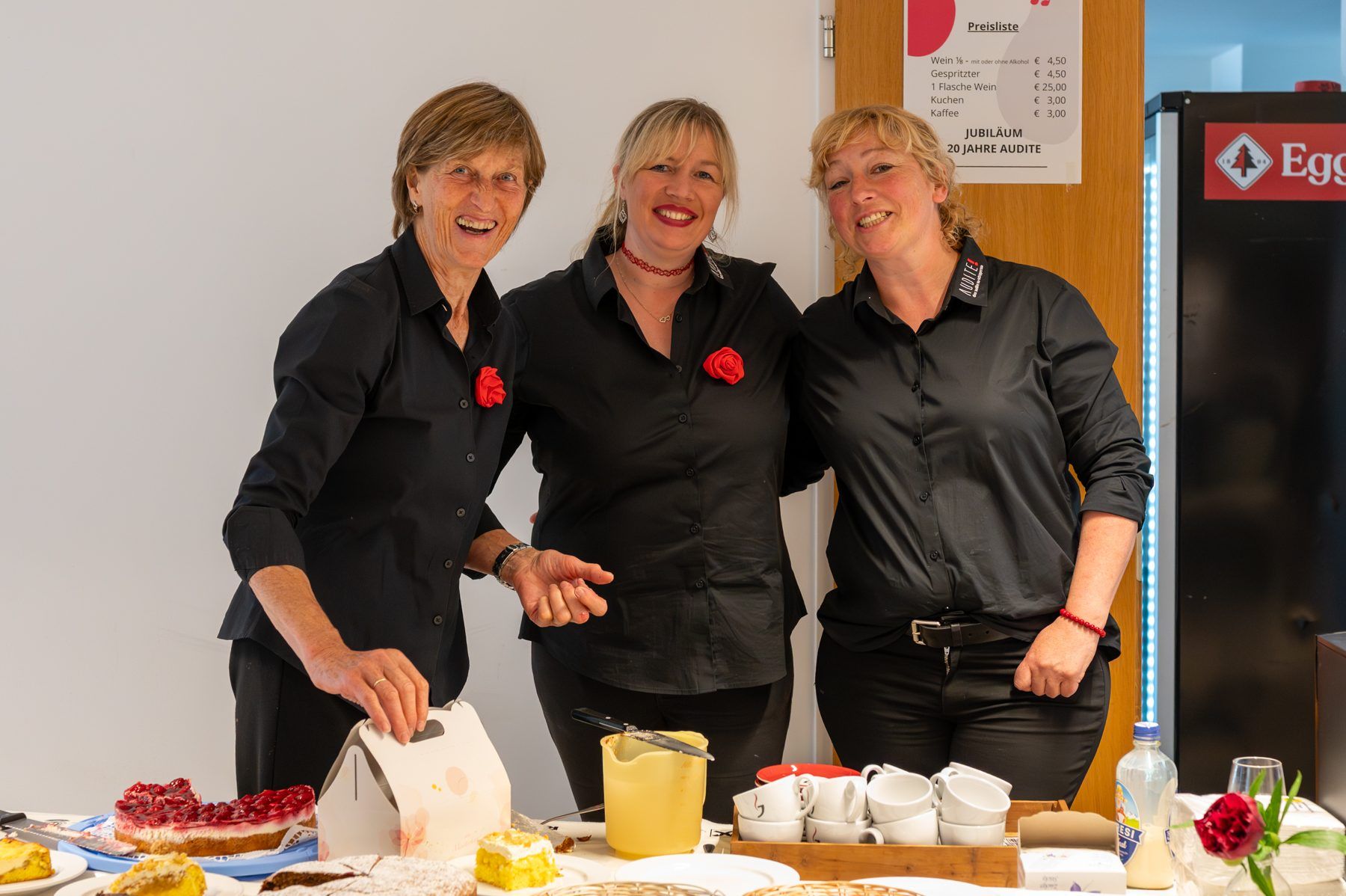 Audite bot ein wunderbares Kuchenbuffet