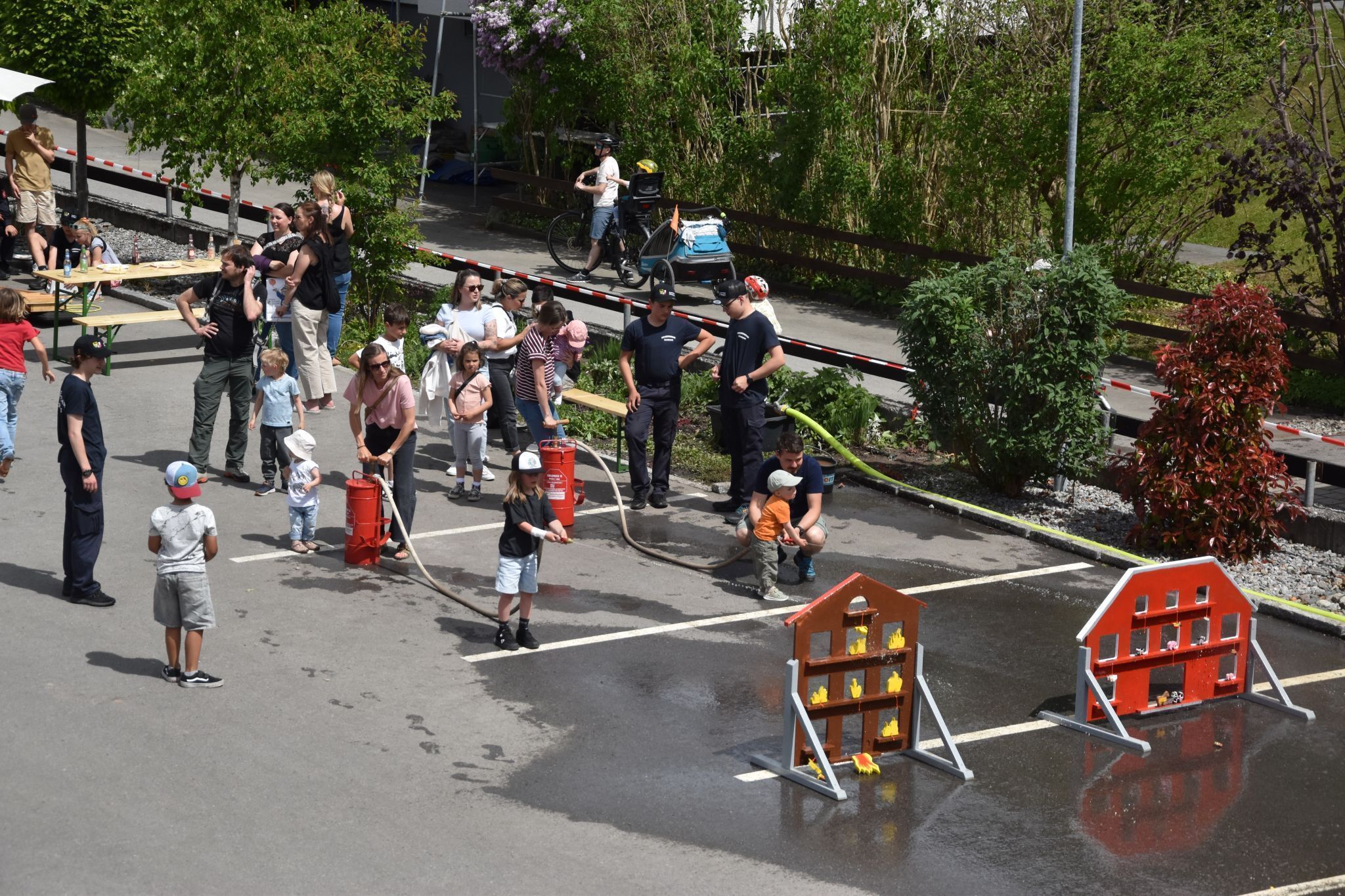 Die Schrunser Ortsfeuerwehr hatte bei ihrem Fest viel zu bieten.