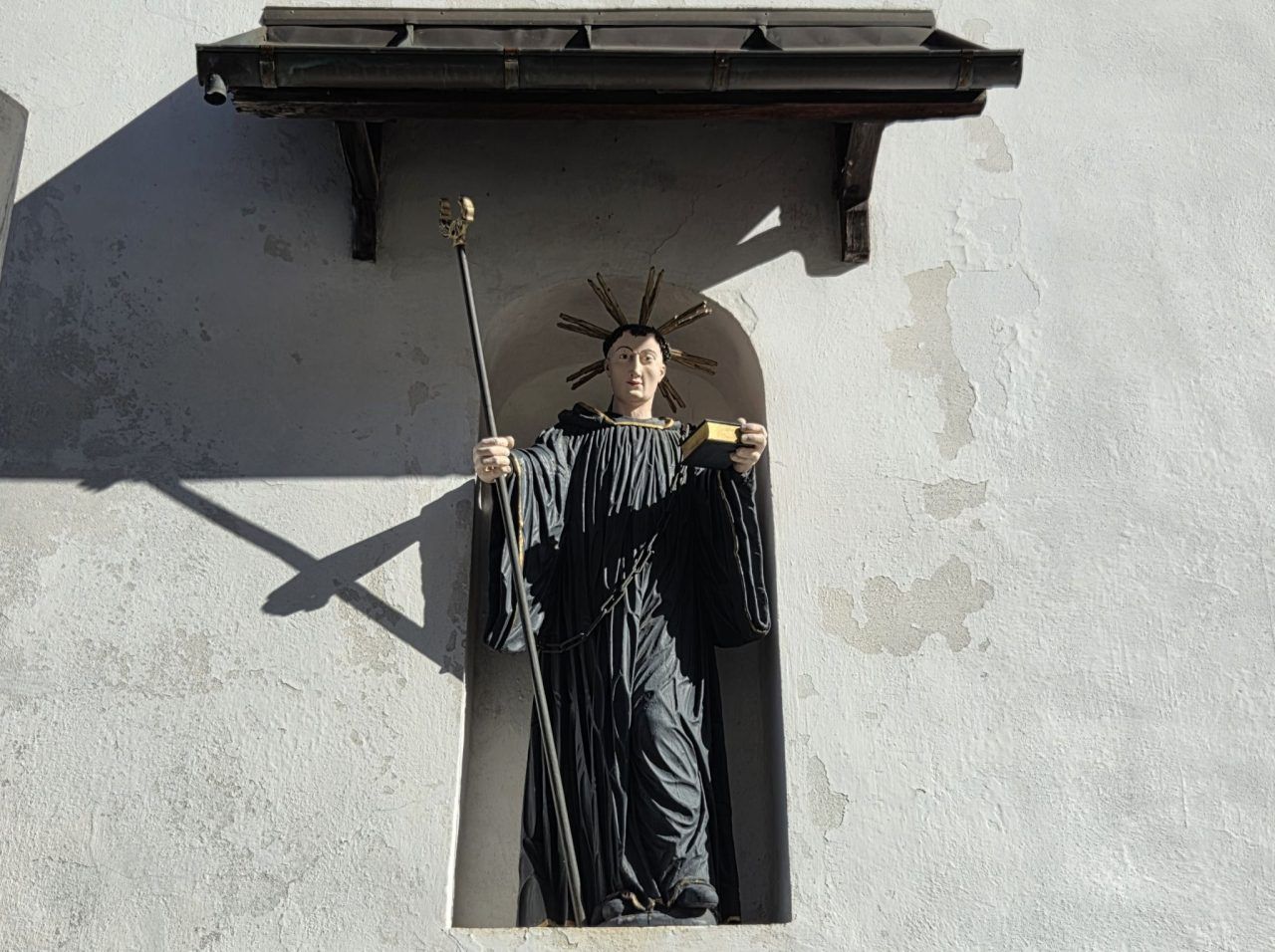 Sakrales Schmuckstück am Eingang ins Klostertal