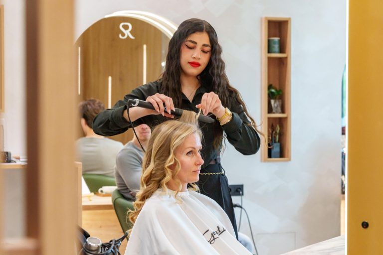 "Ich wollte meine Haare eigentlich nicht färben": Das war das große "Model Me"-Umstyling