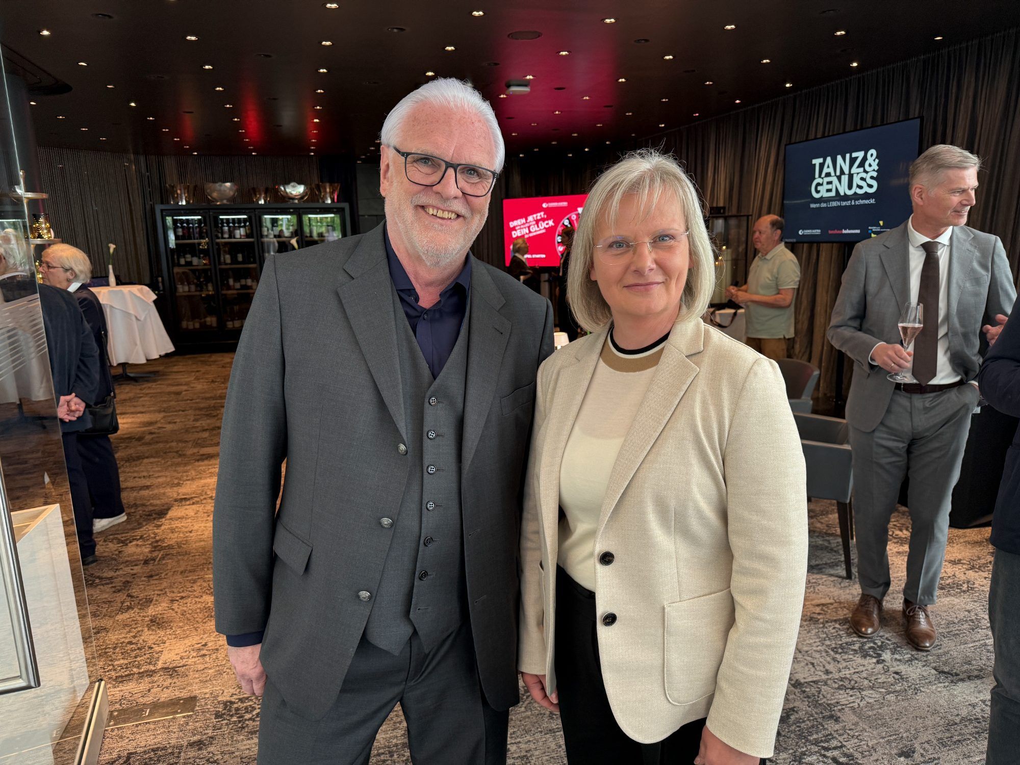 Günther Kreuzhuber und Bettina Lucas (Metro Dornbirn)