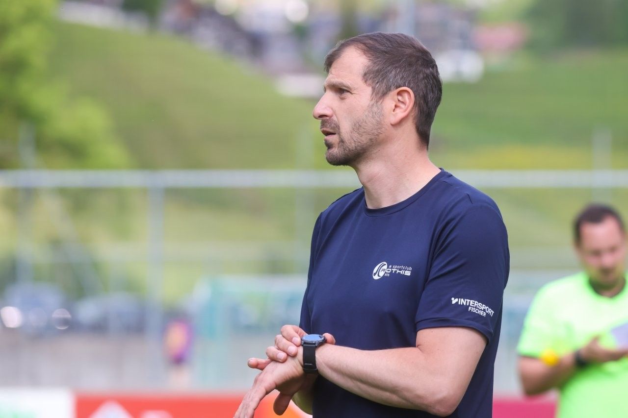 Taktikfuchs Ali Özkan sah eine starke Mannschaft. 