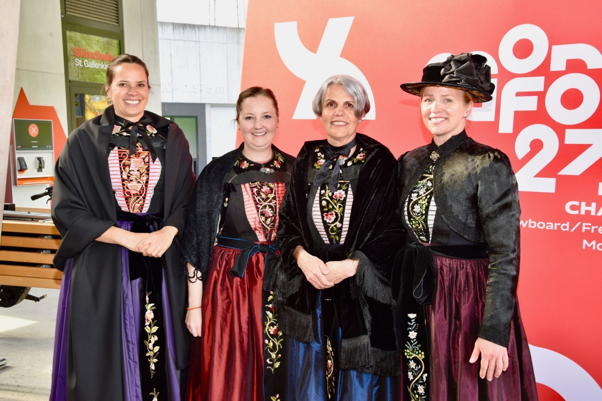 Montafon Tourismus-Mitarbeiterinnen: Nina Ganahl, Fabienne Thurnher, Marlies Ganahl und Sabine Sandrell