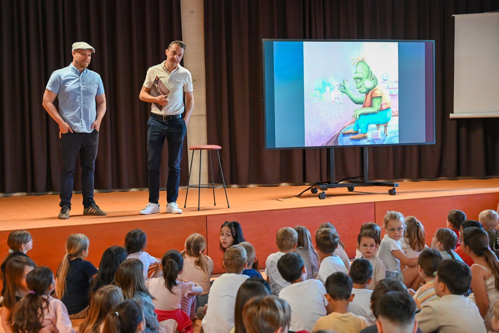 Im Anschluss hatten die Schüler viele Fragen an den Autor.