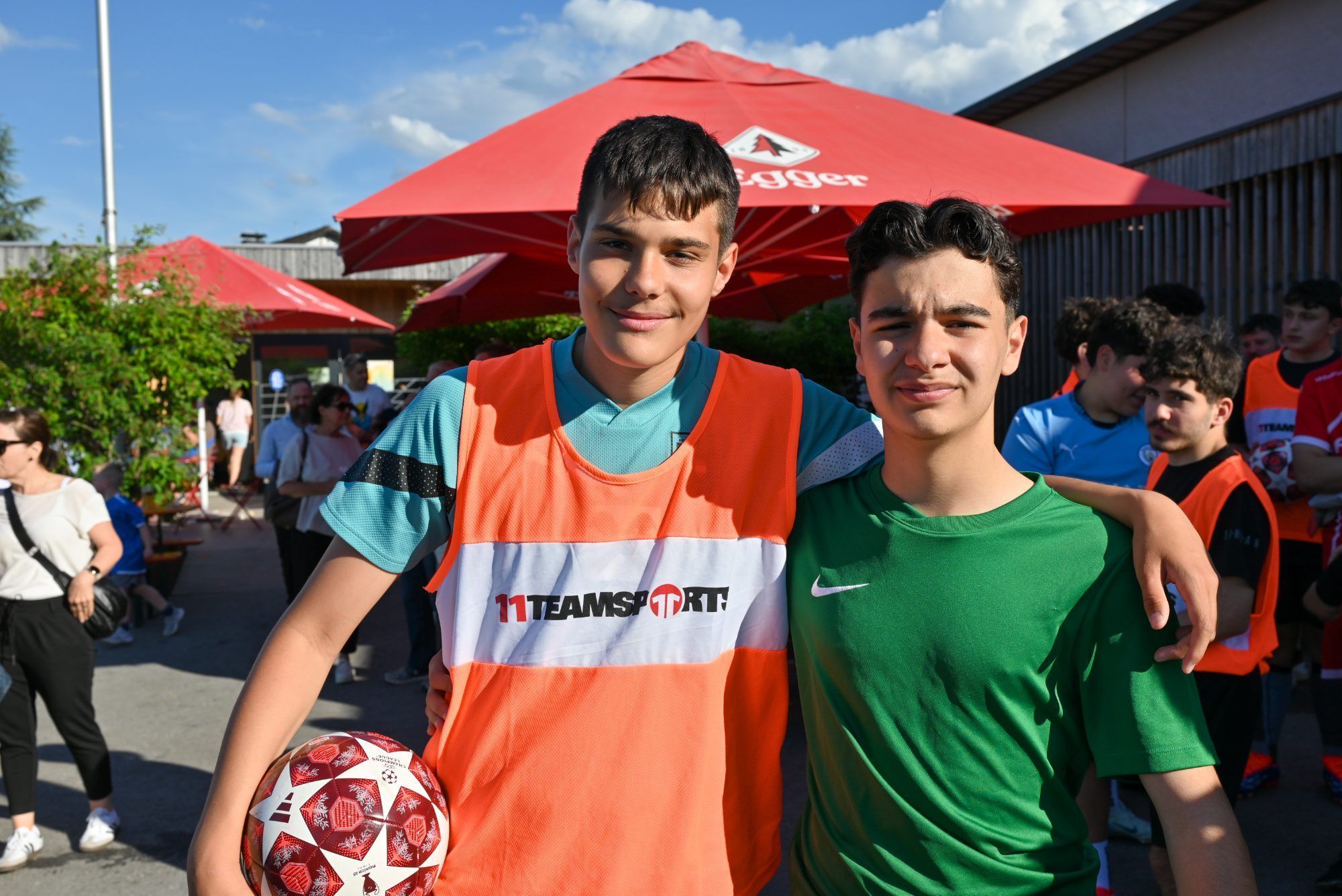 Antonio und Mert von OK-JA 1907 waren sehr gut auf das Freundschaftsspiel vorbereitet.