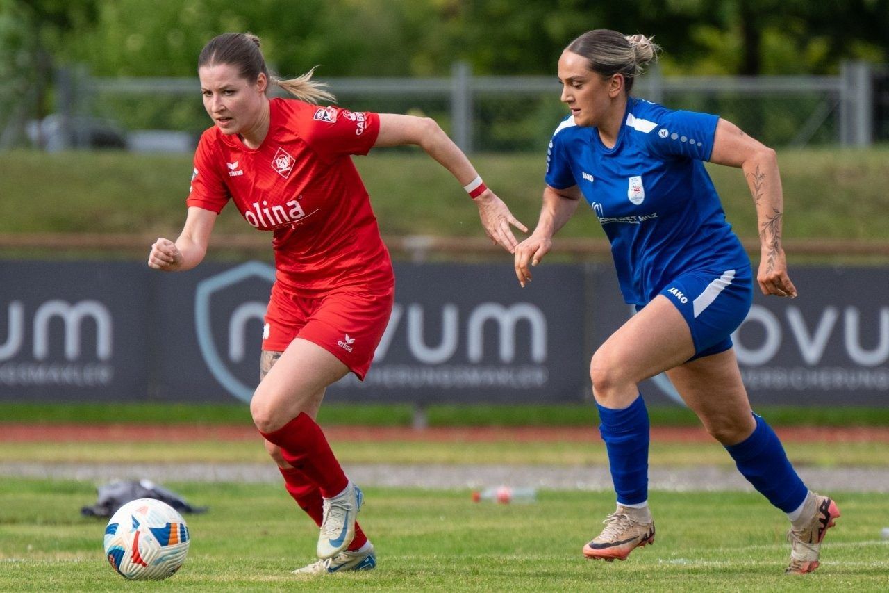 Livia Klocker (r.) traf nur die Querlatte. 