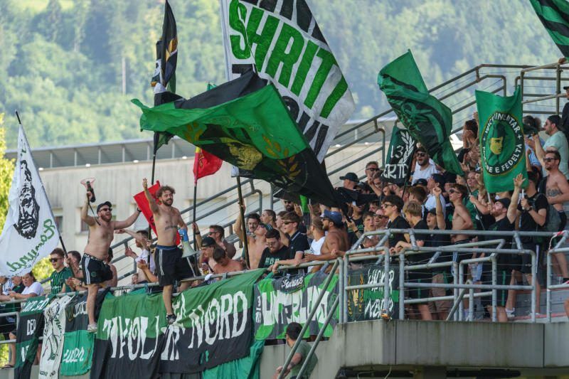 200 Wacker-Fans sorgten für Megastimmung. VN-STIPLOVSEK