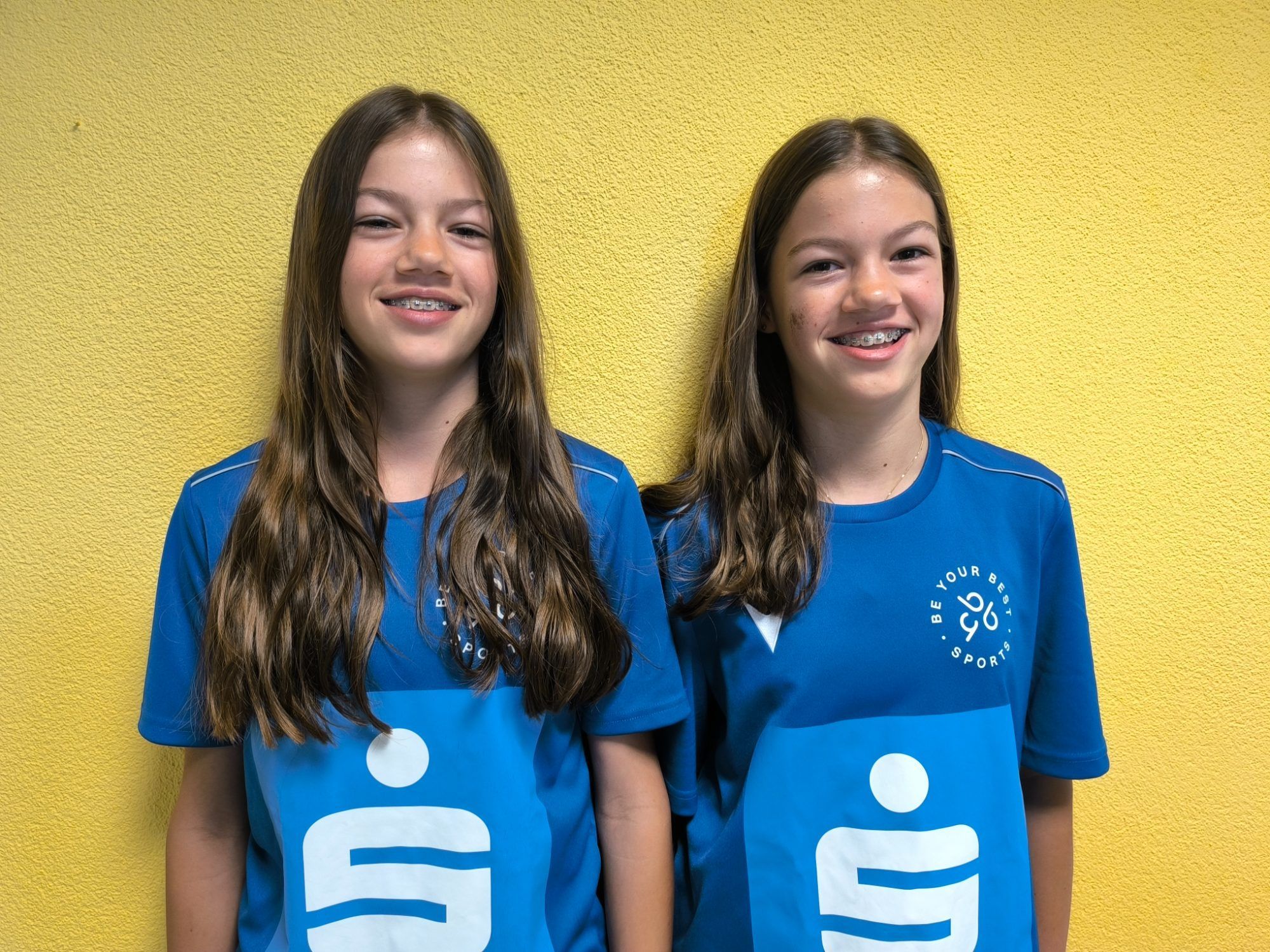 Zwillingsschwestern Emilia und Luisa Thurnher von MS Dornbirn/Baumgarten. 