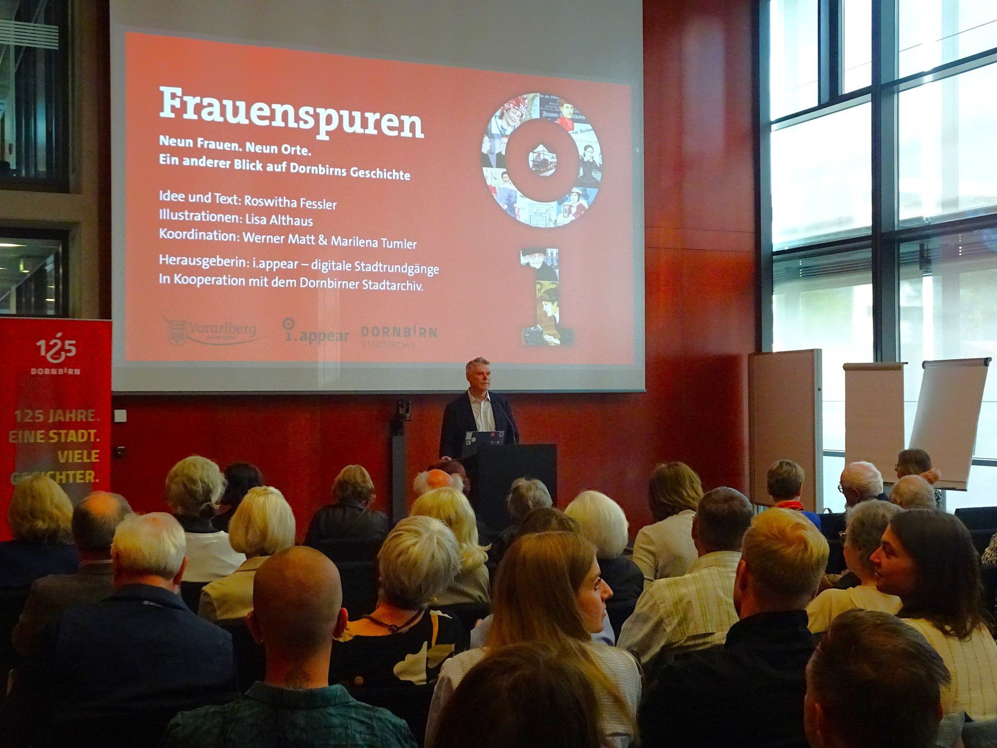 Die neue Web-App „Frauenspuren“ wurde im Rathaus Dornbirn erstmals der Öffentlichkeit vorgestellt.