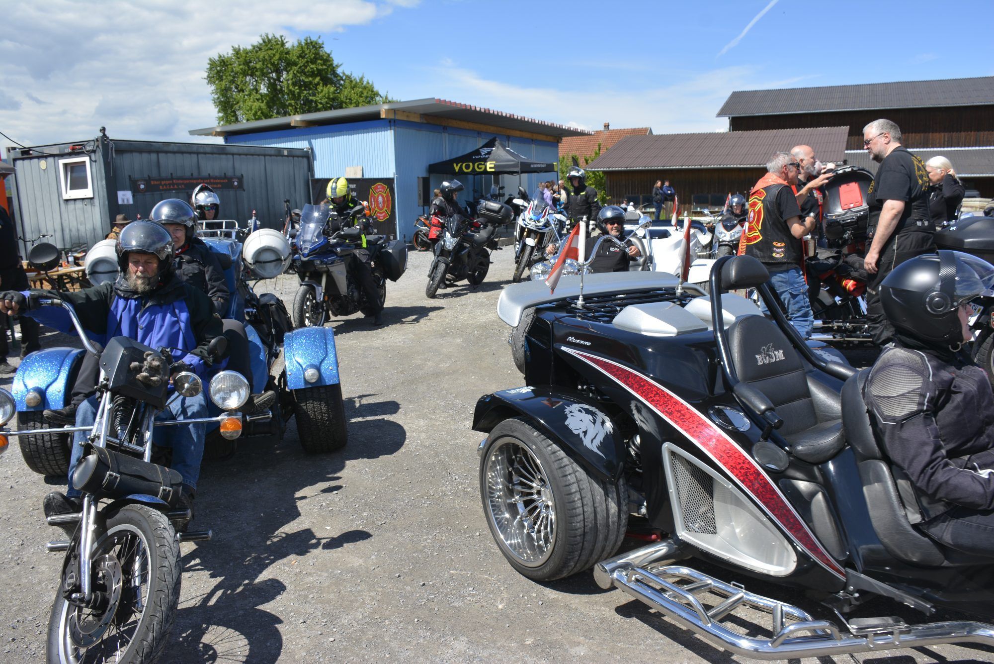 Pfarrer Alois kam in Lederkluft – und 350 Biker folgten ihm nach Hard