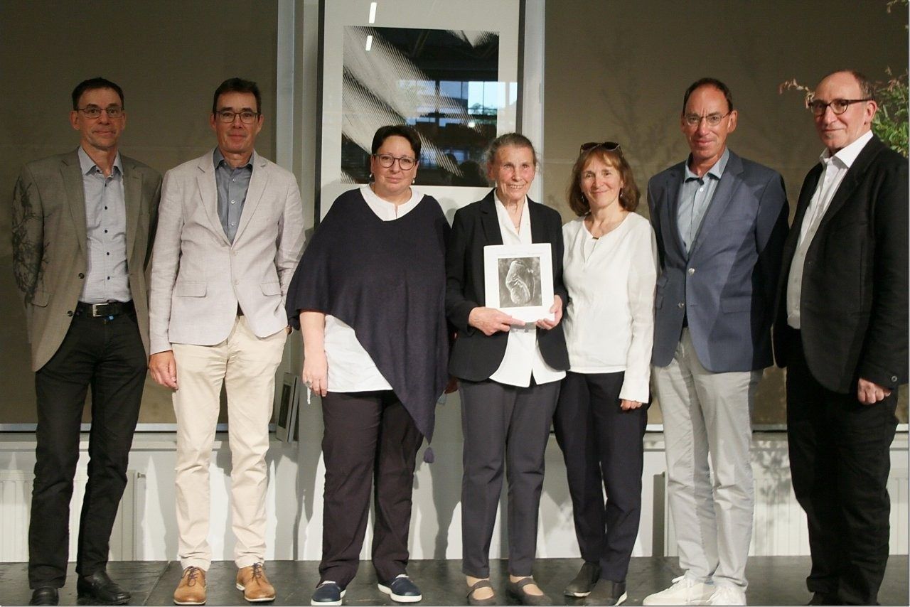 Michael Rauch, Martin Rauch, Elisabeth Simma-Rauch, Maria Rauch, Veronika Spiegel, Josef Rauch, Johannes Rauch bei der Buchpräsentation von Herbert Rauch.
