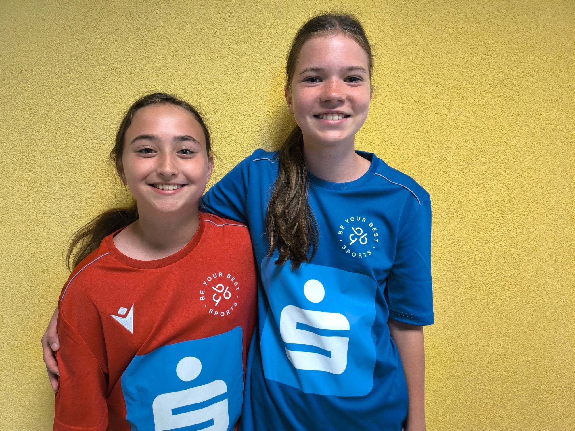 Fabienne Steinwidder und Lena Krüsel von MS Dornbirn-Baumgarten. 