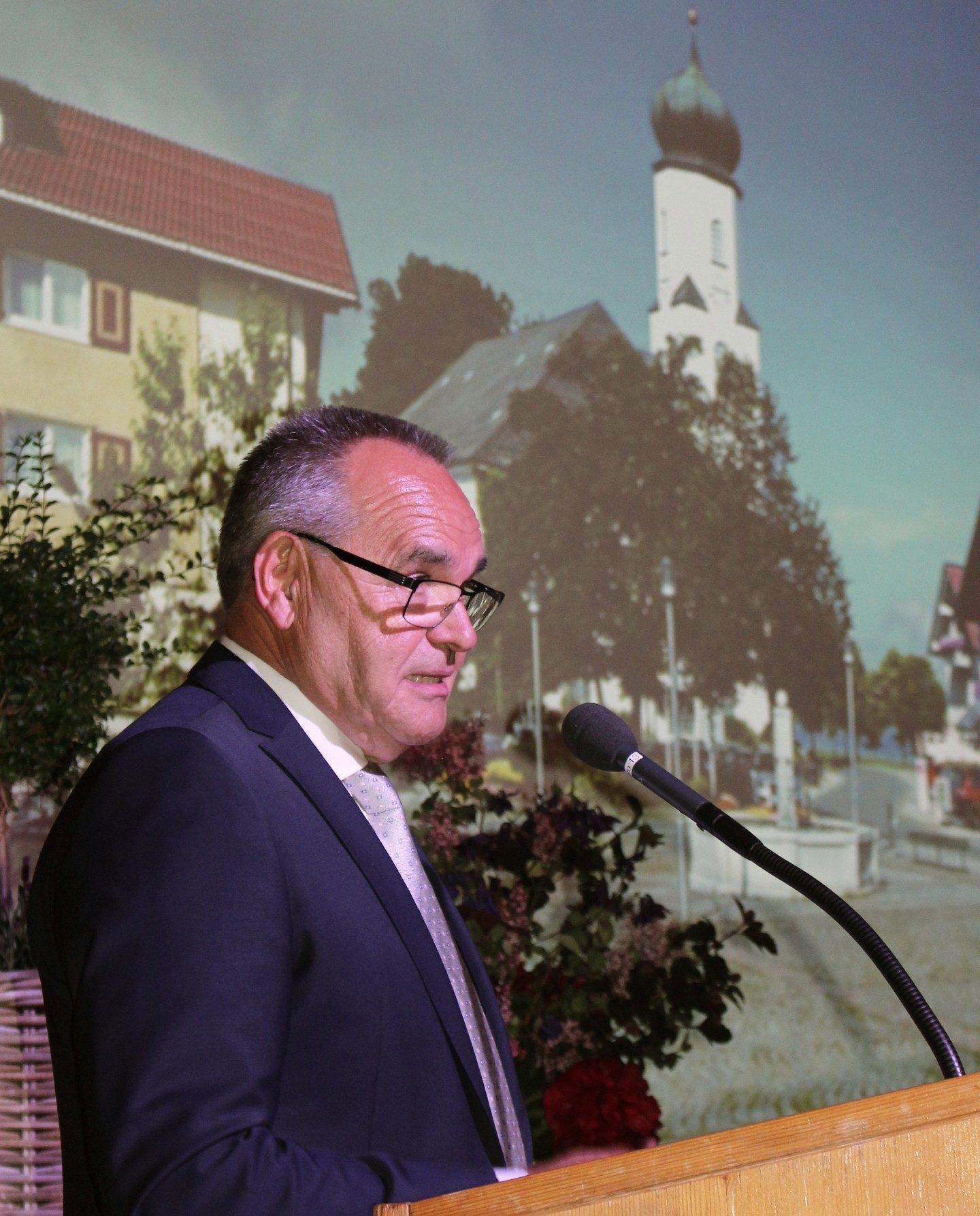 Helmut Blank: „Es macht mir Sorge, wie das Gemeinwesen immer mehr zu kurz kommt und droht, ganz verloren zu gehen. Deshalb: verinnerlicht das Gemeinwohl.“