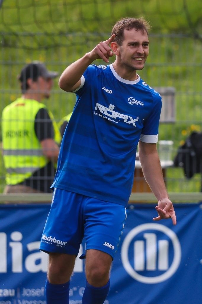 Tobias Hartmann jubelt. 
