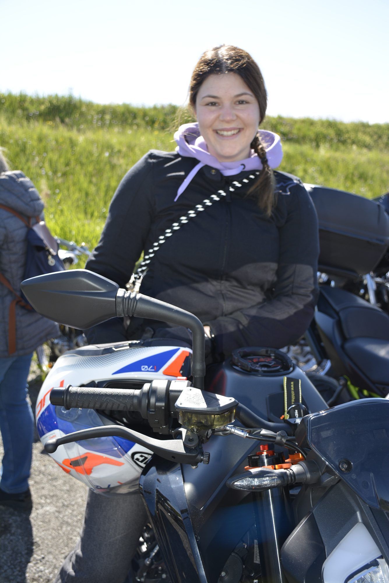 Michelle Staudacher und ihre KTM 890