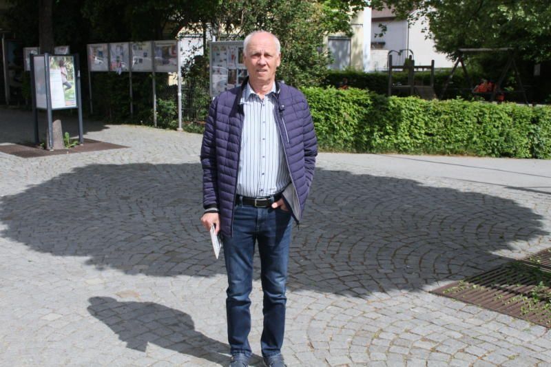 Spaziergang durch die Innenstadt von Bludenz: Walter Sturm erzählte von seinem Cupsieg. VN-TK